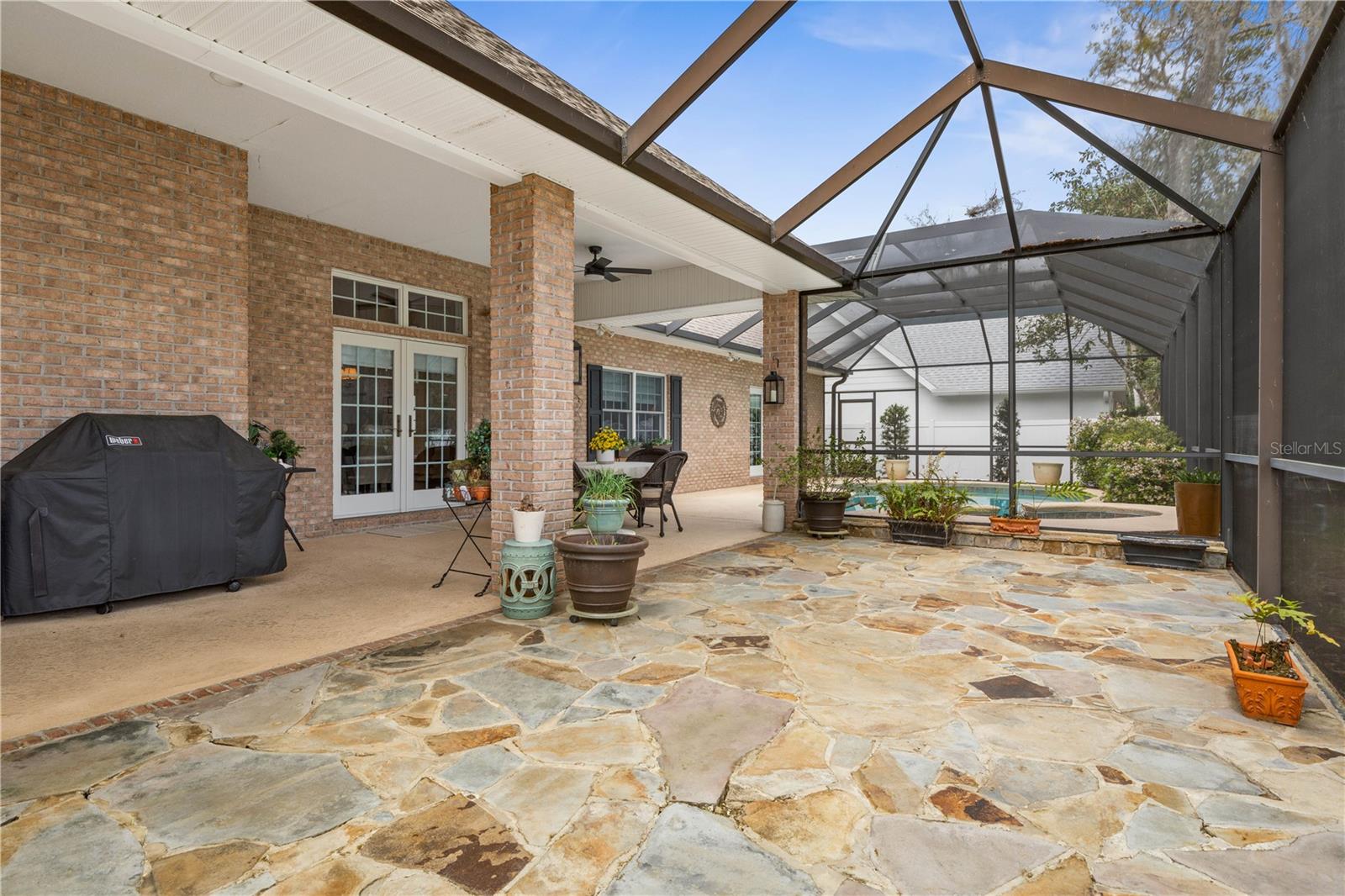 Image 23 of 42 For 5 Hanover Drive