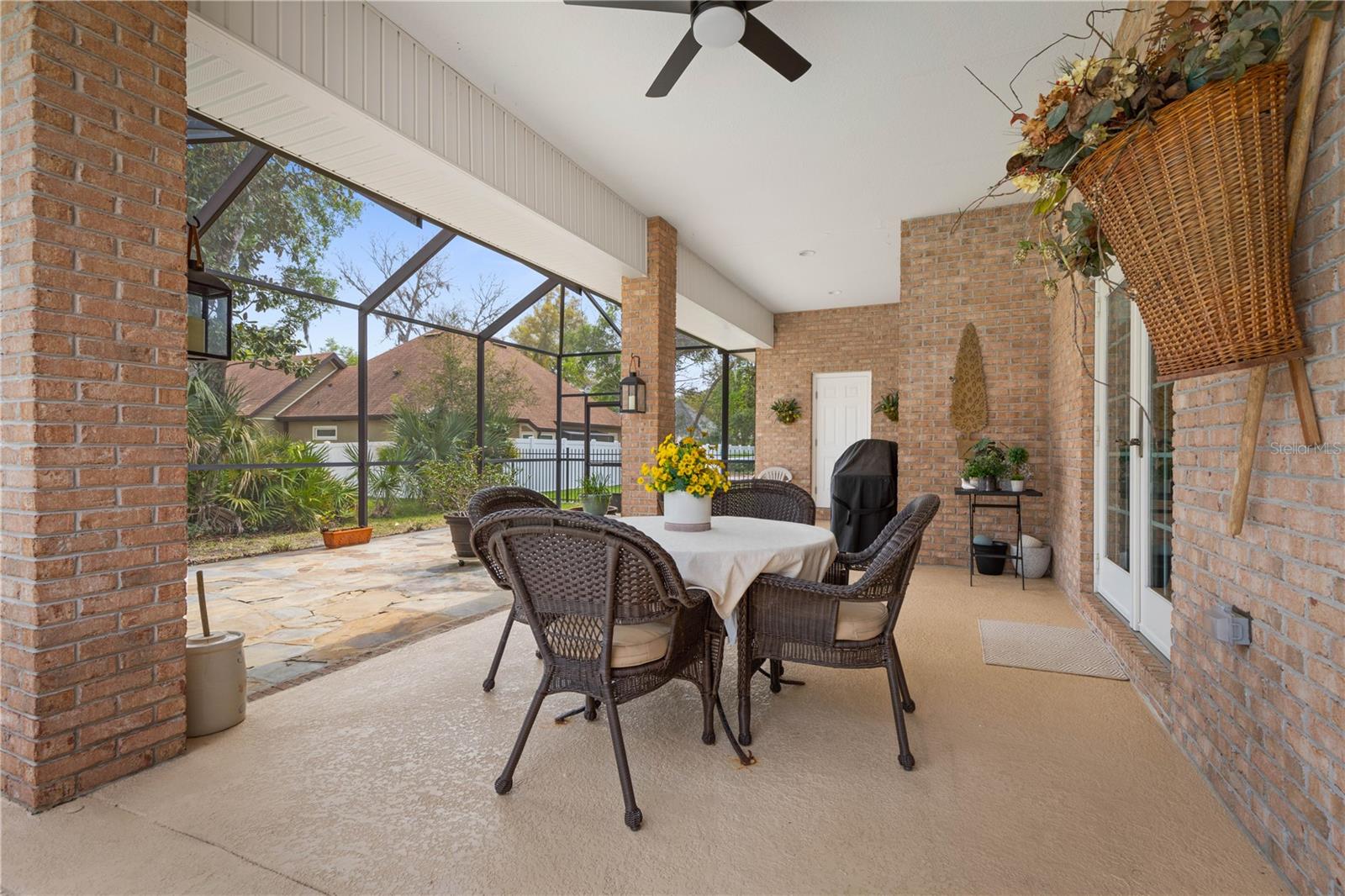 Image 24 of 42 For 5 Hanover Drive