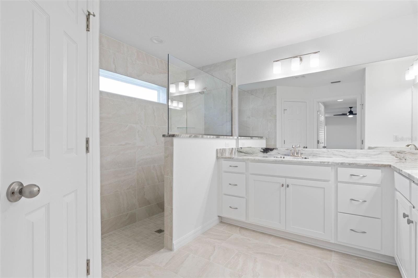 Image 21 of 30 For 3 Zaun Court