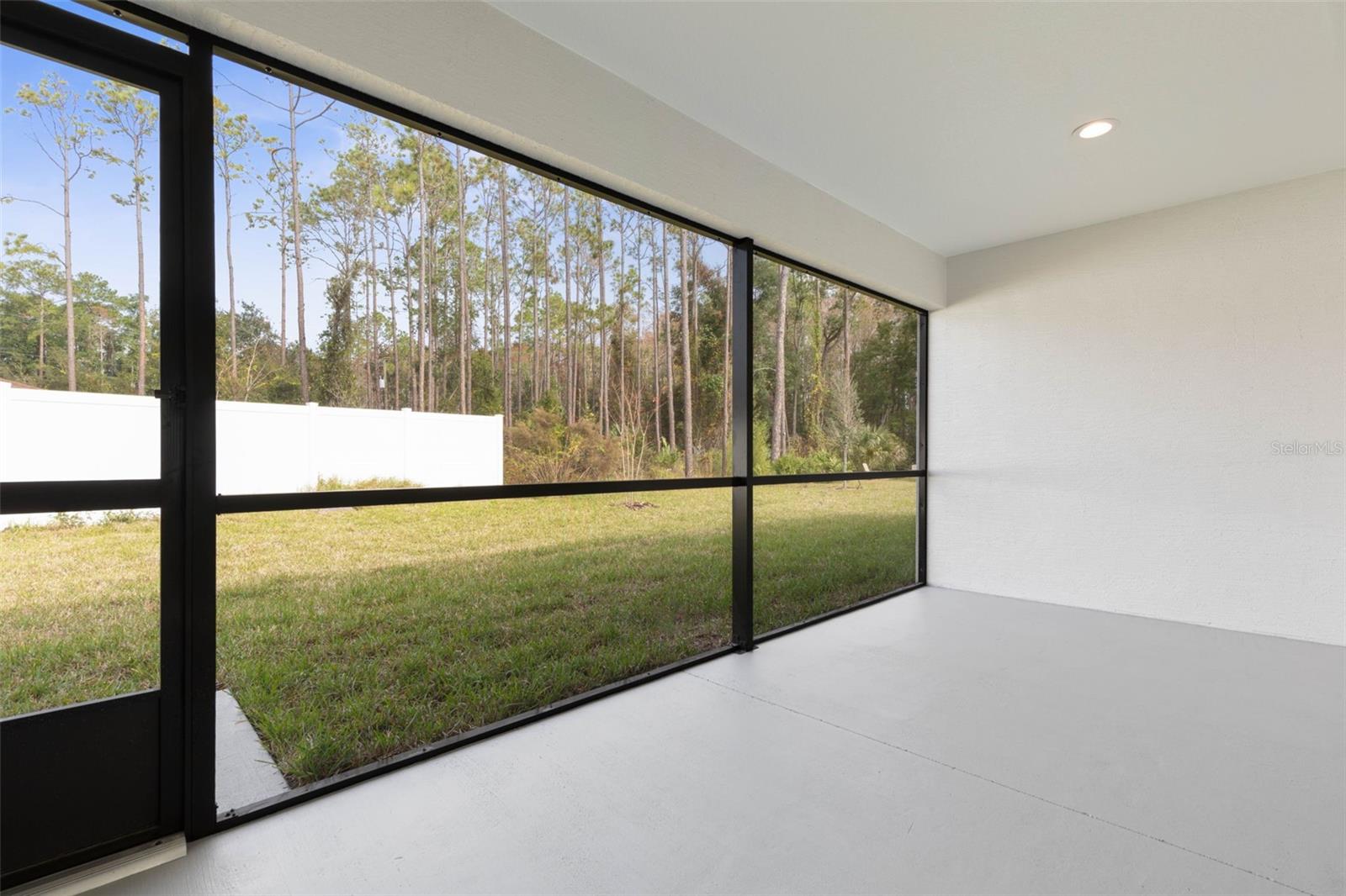 Image 27 of 30 For 3 Zaun Court