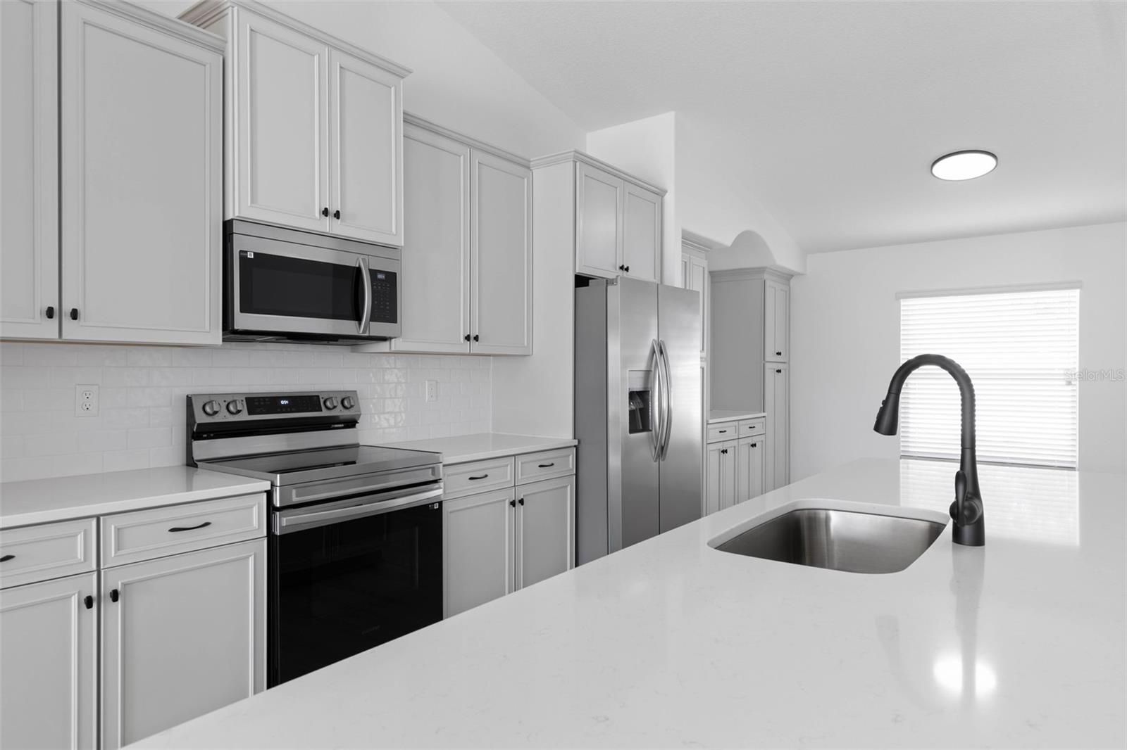 Image 8 of 30 For 3 Zaun Court