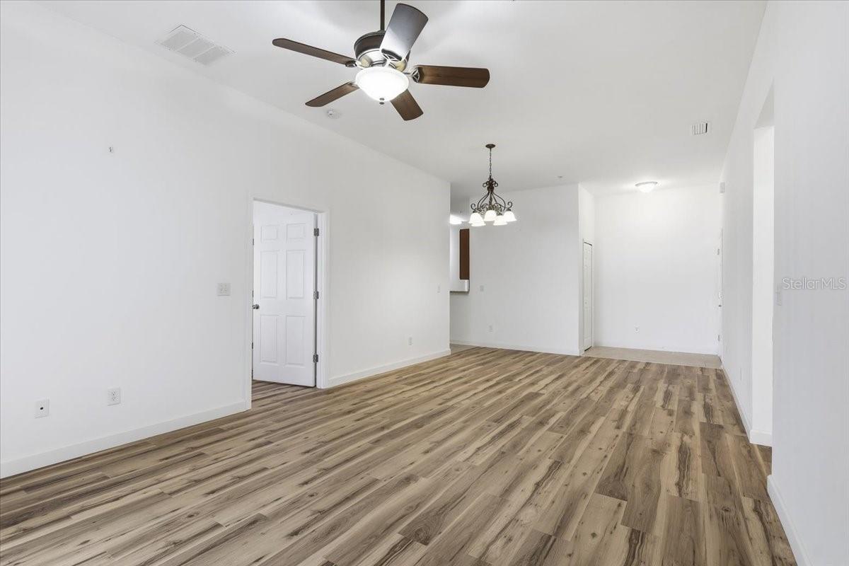 Image 13 of 41 For 605 Golden Lake Loop 12-4