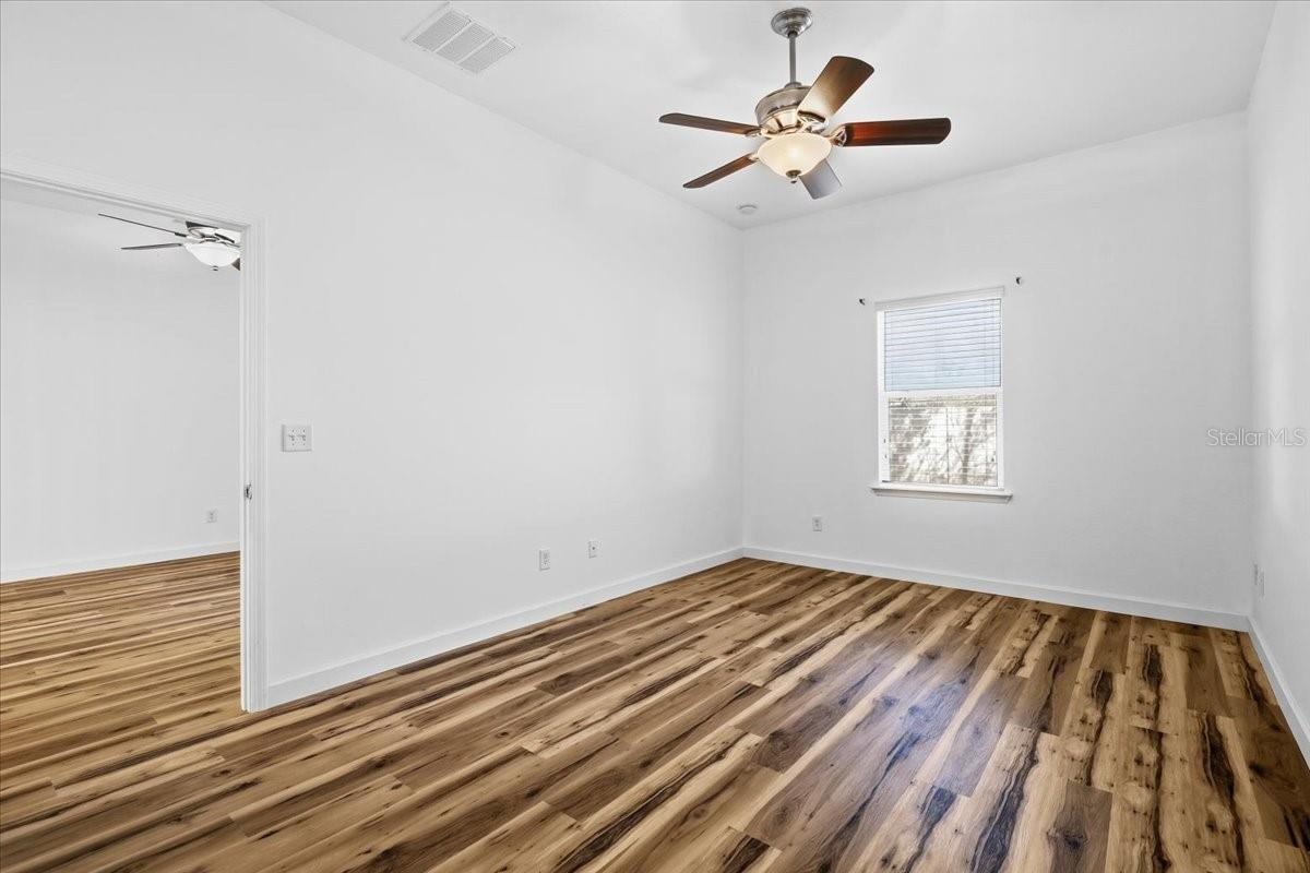 Image 23 of 41 For 605 Golden Lake Loop 12-4