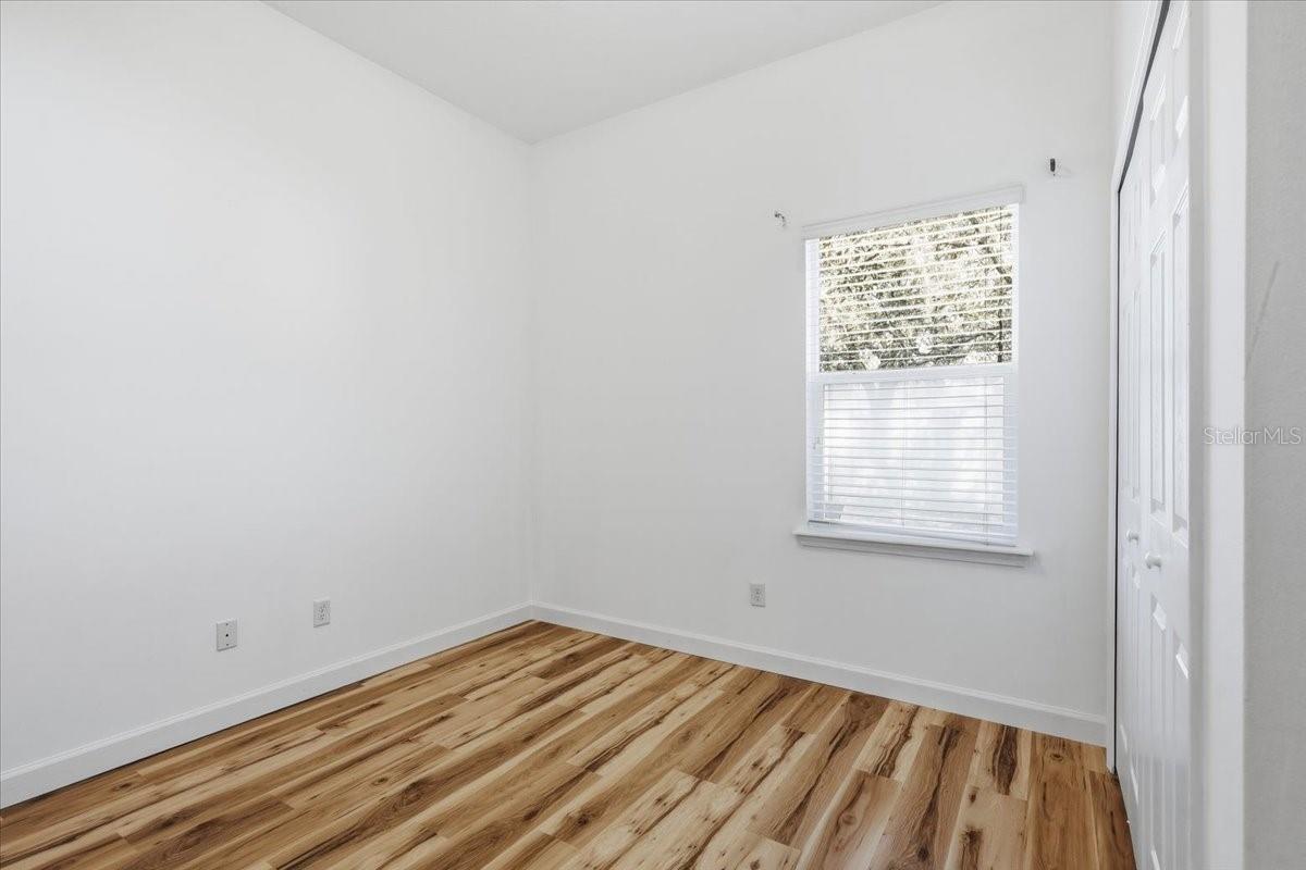 Image 29 of 41 For 605 Golden Lake Loop 12-4