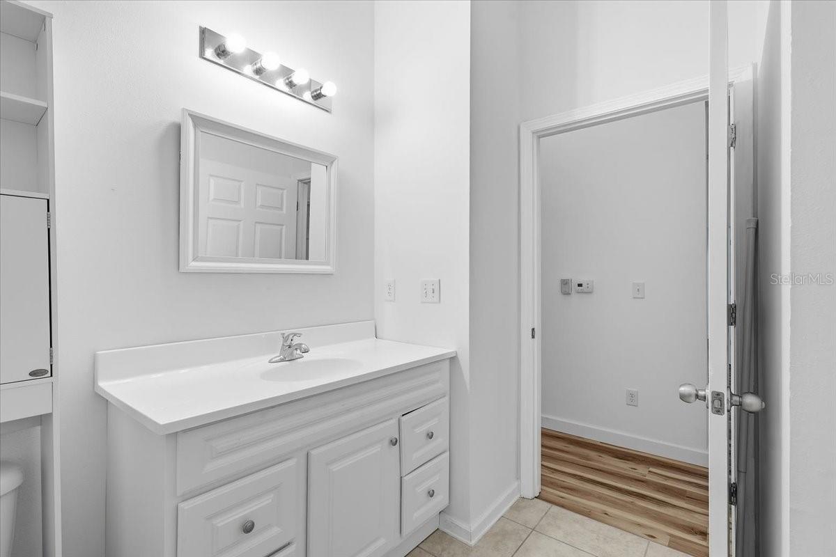 Image 31 of 41 For 605 Golden Lake Loop 12-4