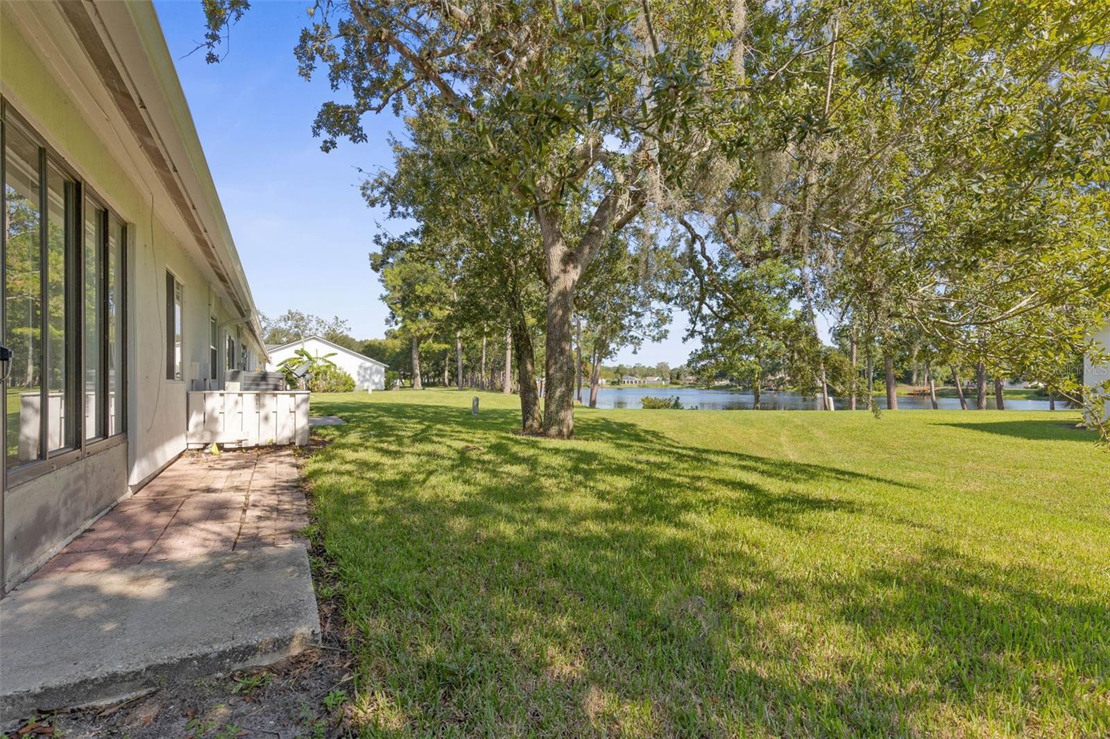 Image 28 of 47 For 24 Kings Colony Court