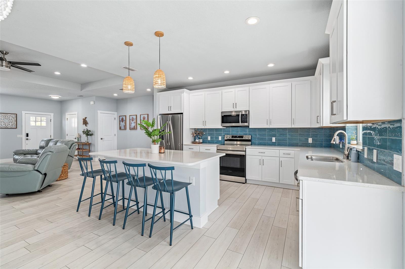 Image 20 of 51 For 13 Lemay Place