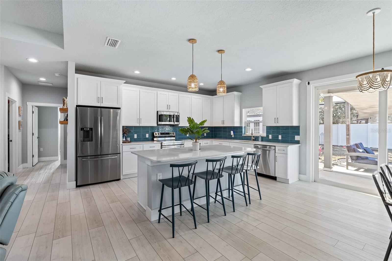 Image 3 of 51 For 13 Lemay Place