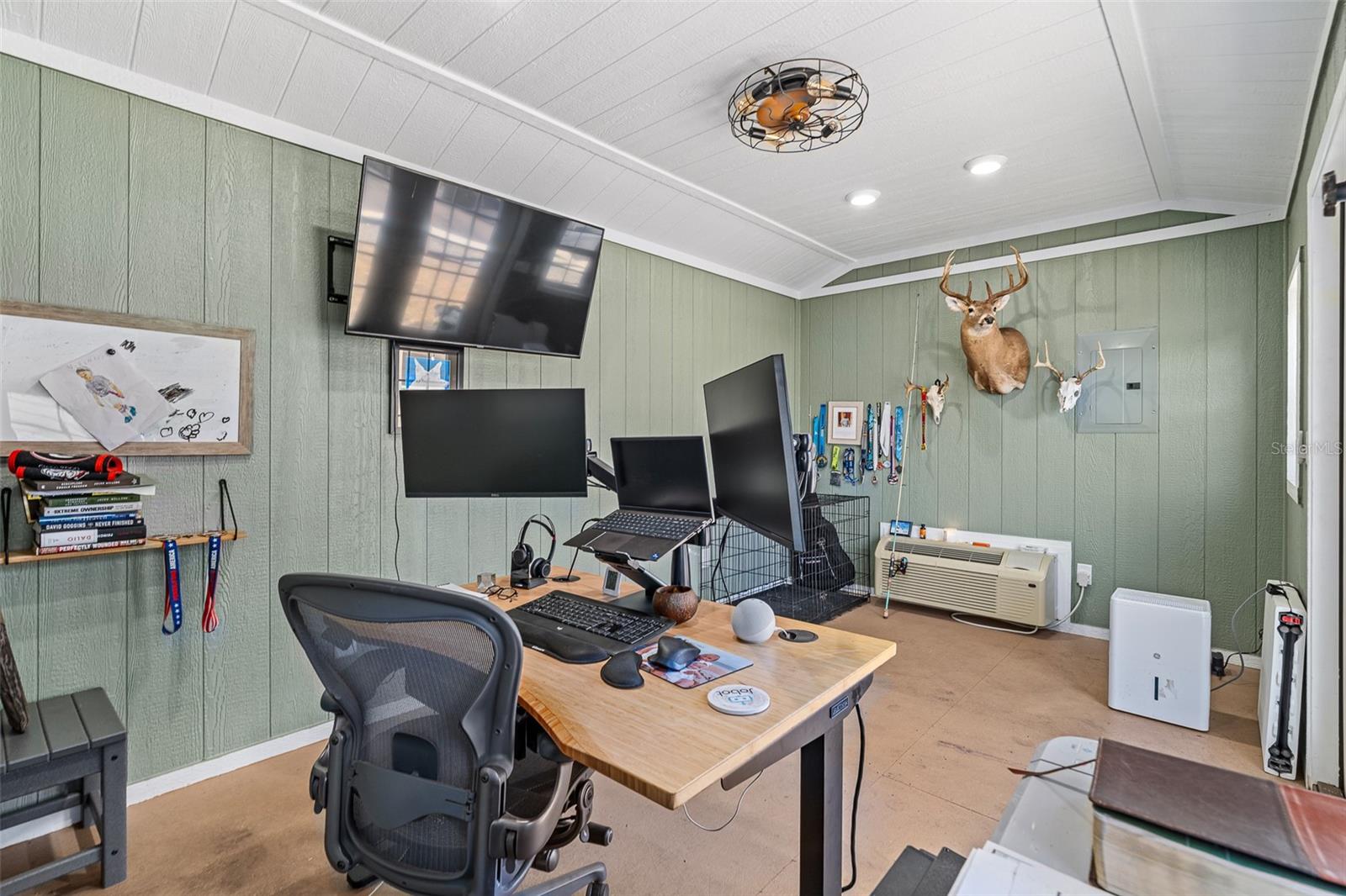 Image 46 of 51 For 13 Lemay Place