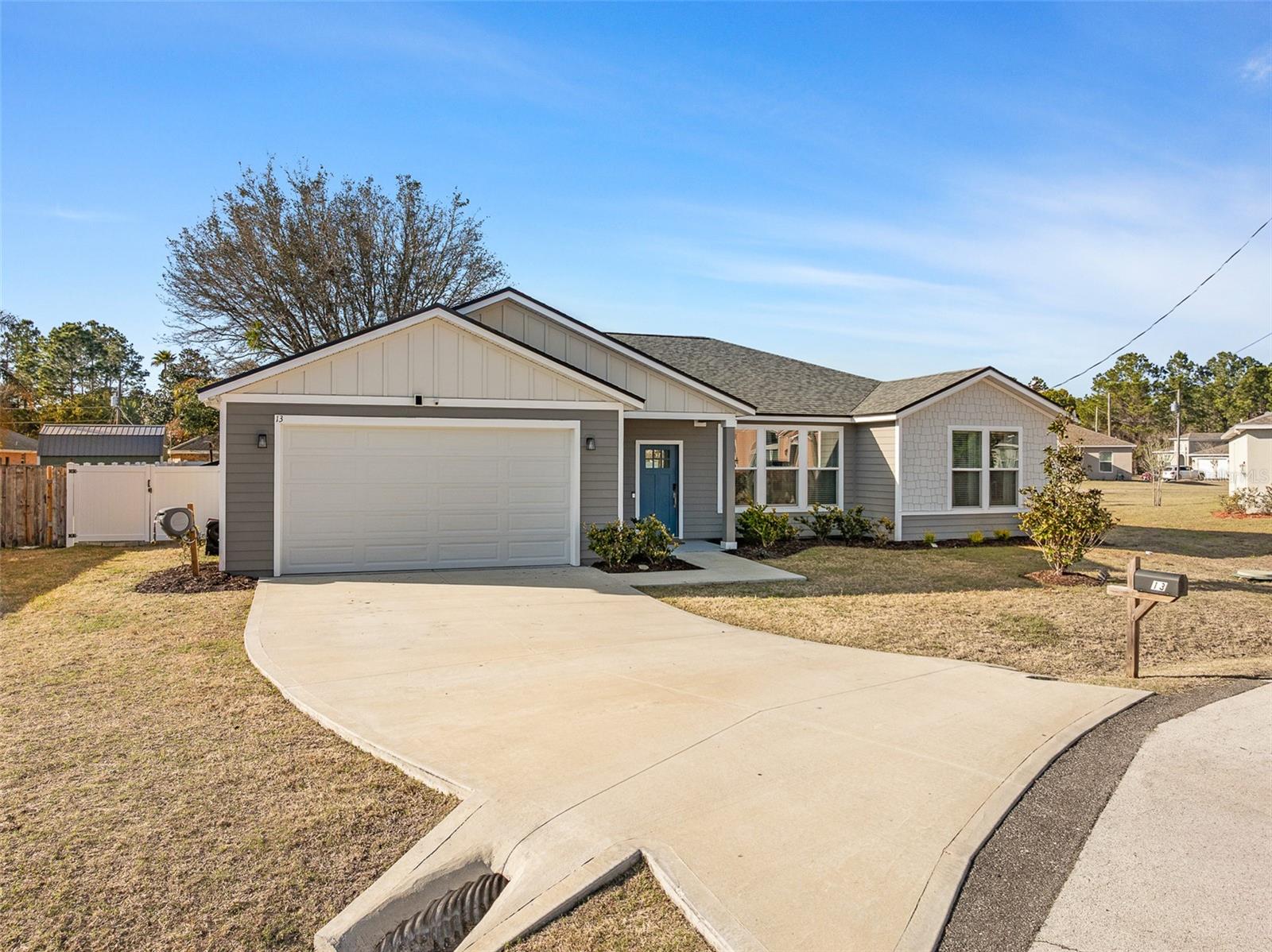 Image 7 of 51 For 13 Lemay Place