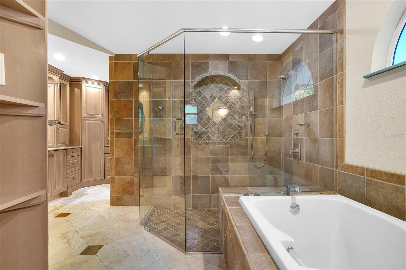 Image 30 of 72 For 1481 Lambert Avenue