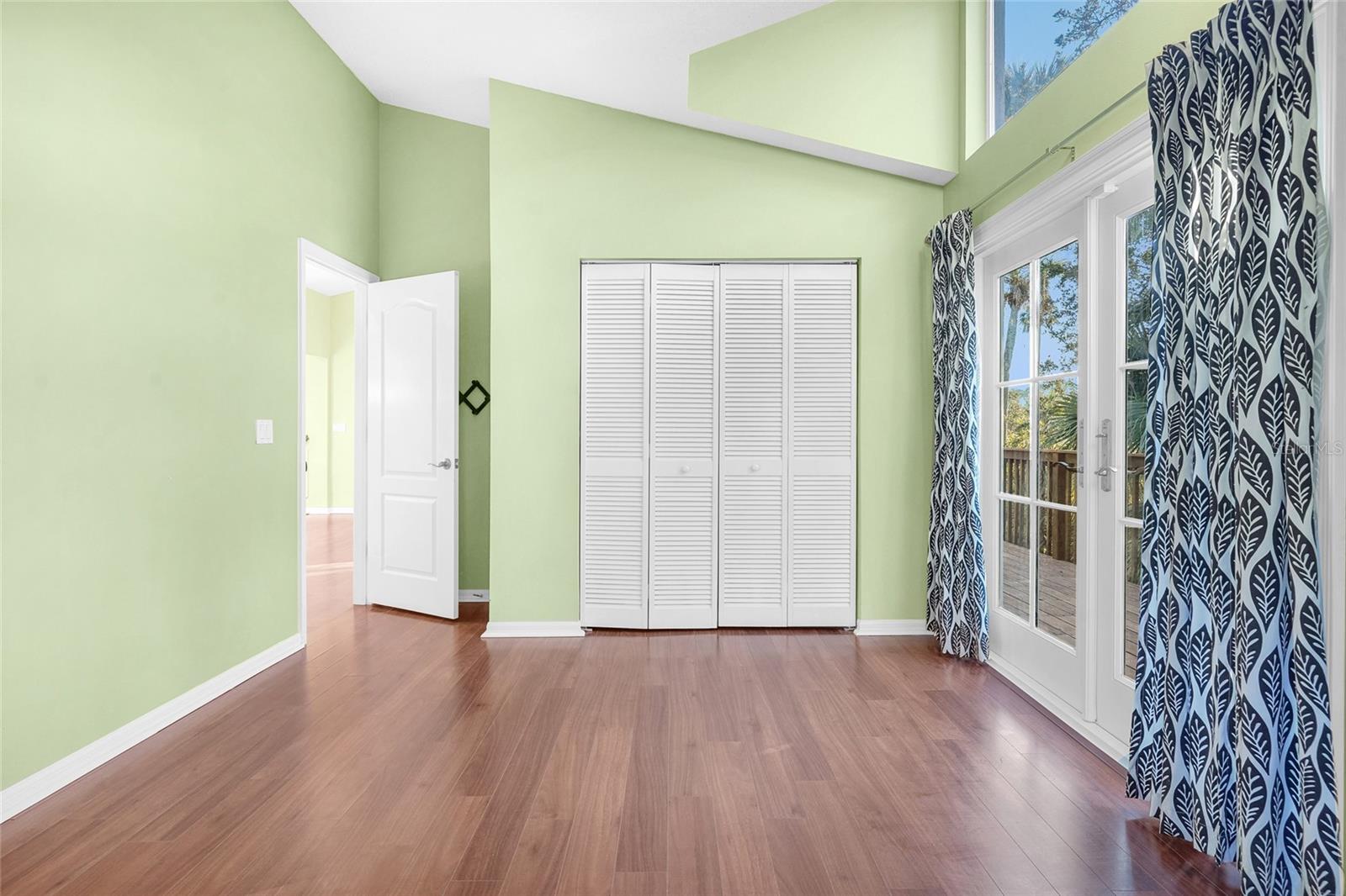 Image 56 of 72 For 1481 Lambert Avenue