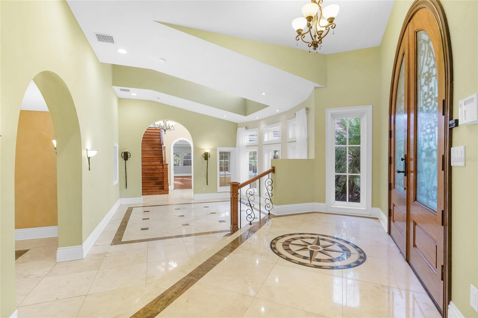 Image 6 of 72 For 1481 Lambert Avenue