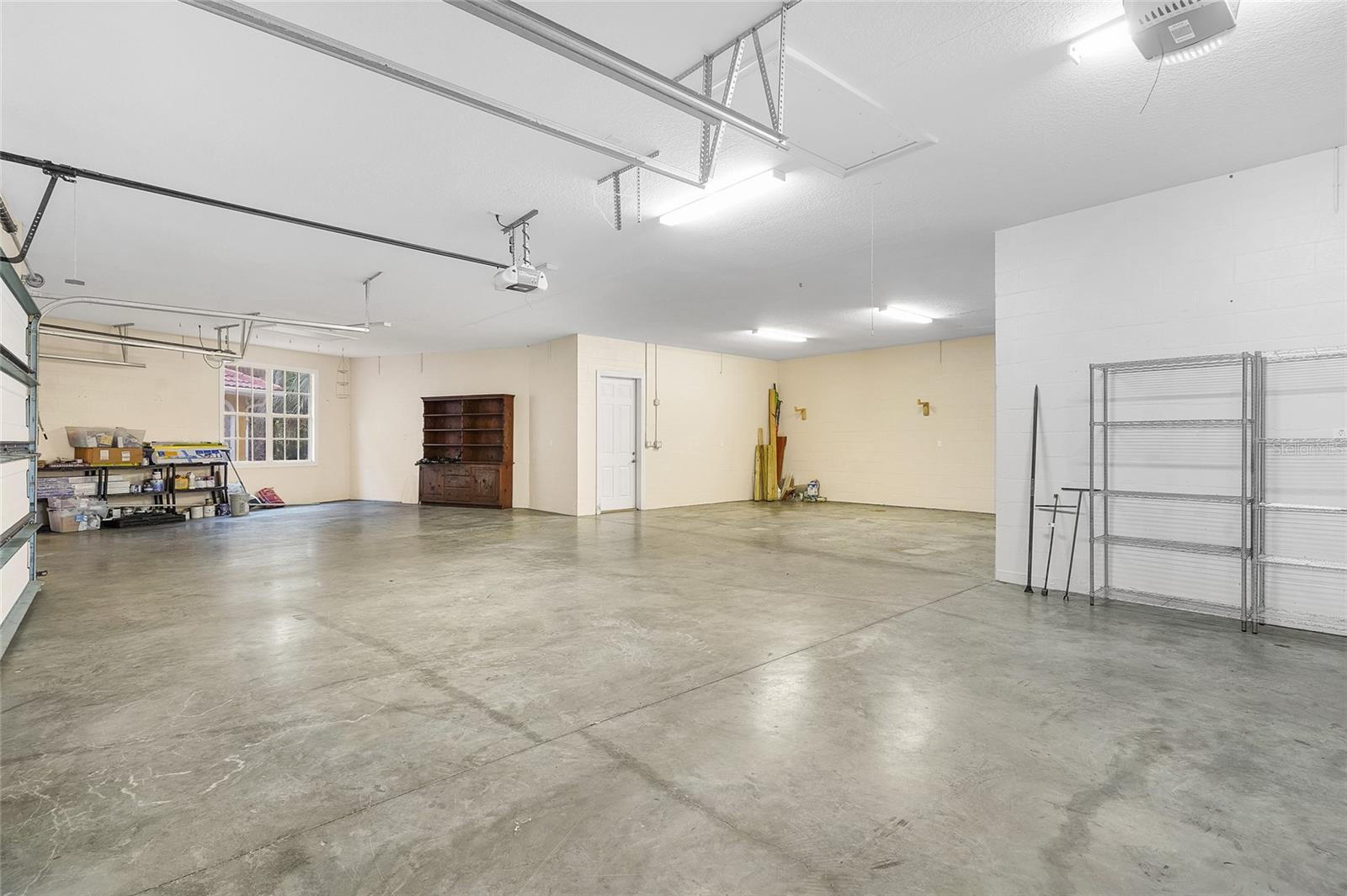 Image 67 of 72 For 1481 Lambert Avenue