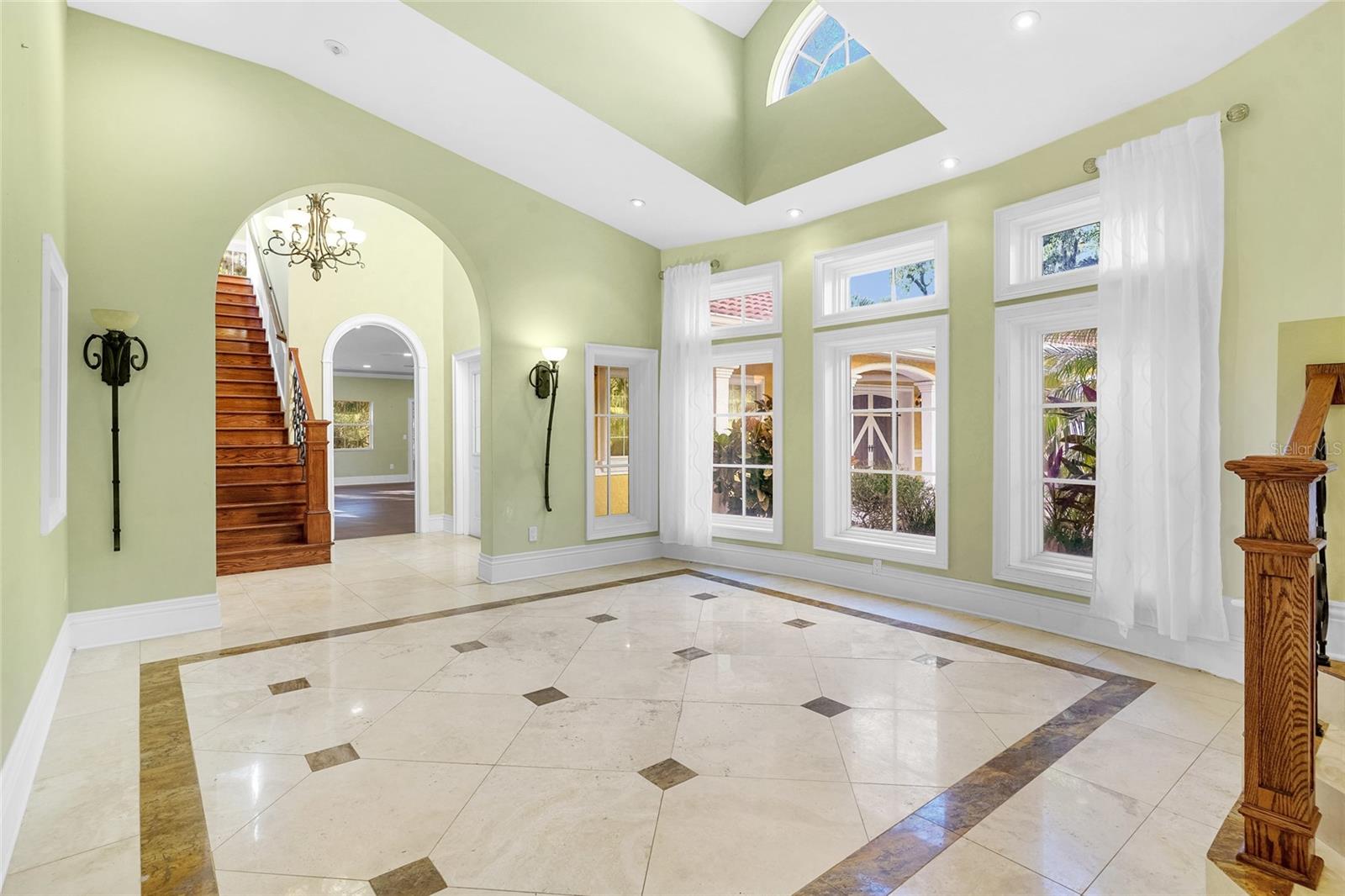 Image 8 of 72 For 1481 Lambert Avenue