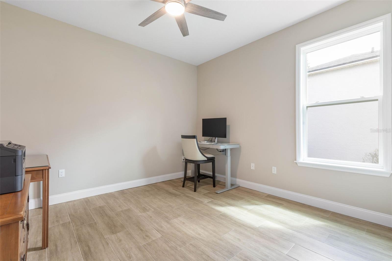 Image 33 of 72 For 25 Egan Drive