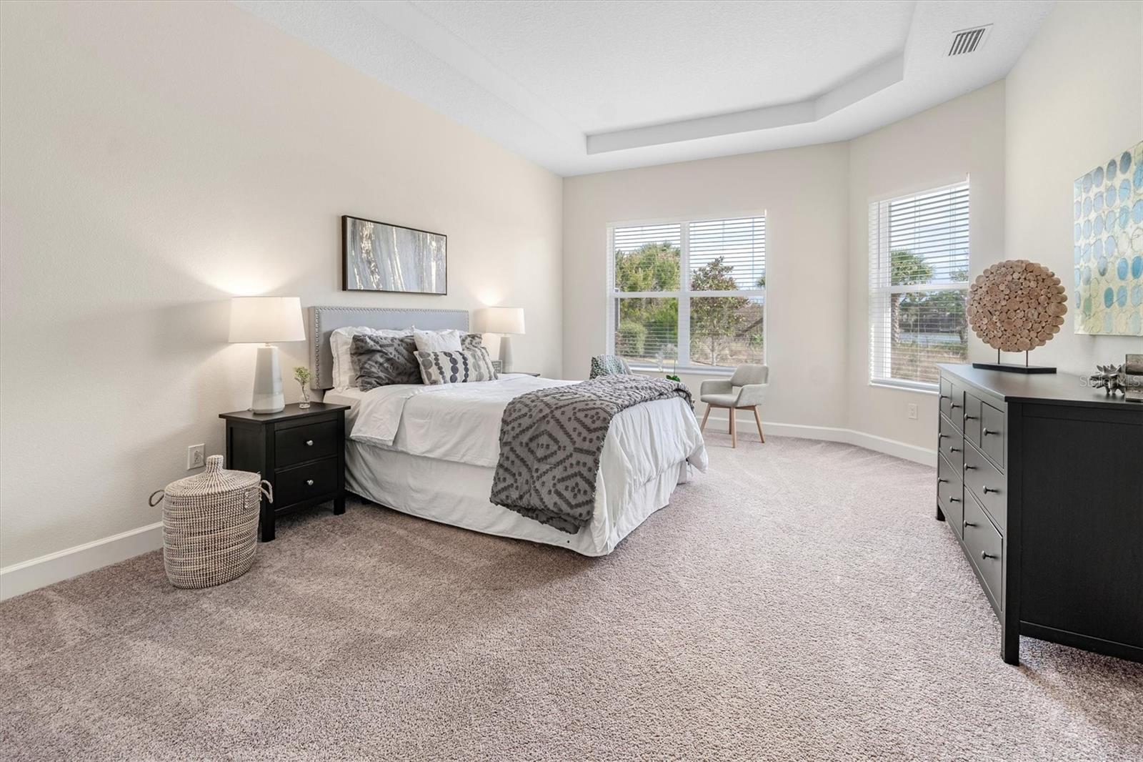 Image 18 of 65 For 82 Lakewalk Drive