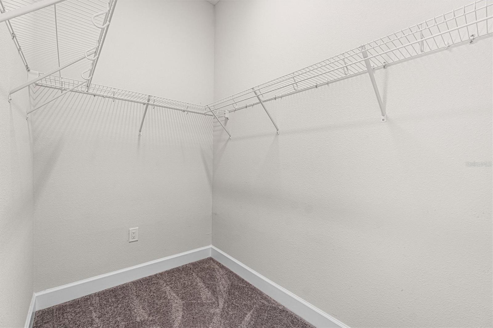 Image 36 of 65 For 82 Lakewalk Drive