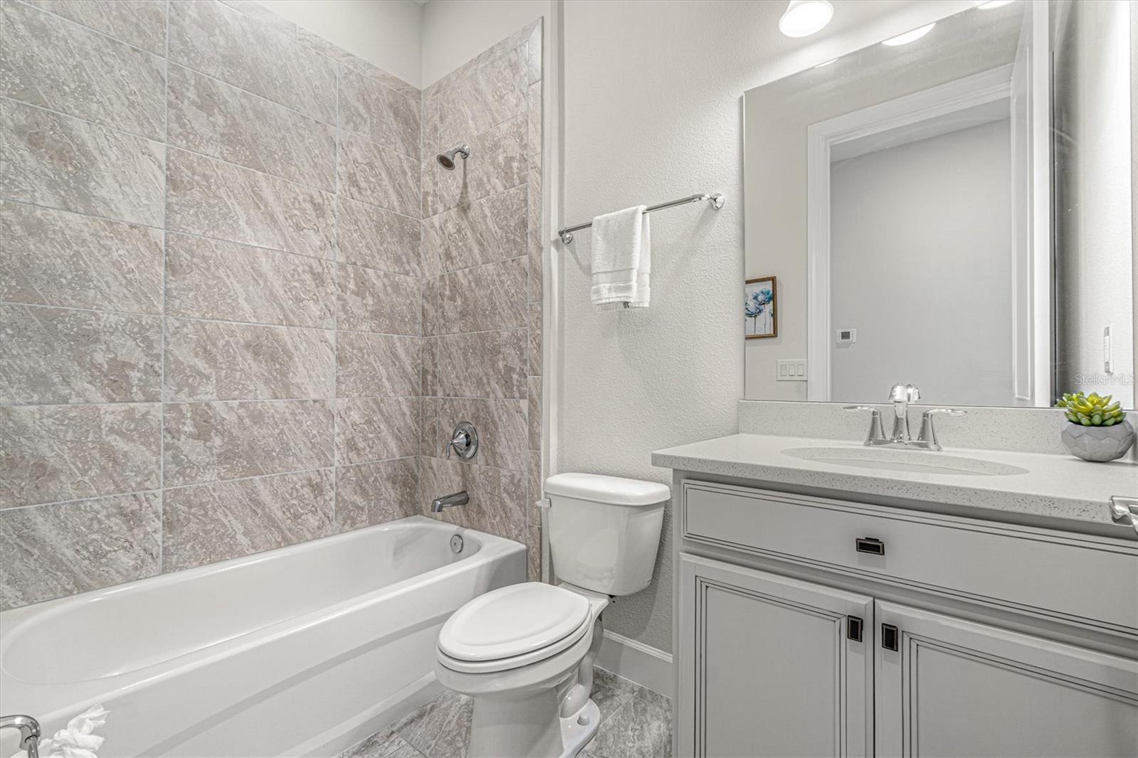 Image 37 of 65 For 82 Lakewalk Drive