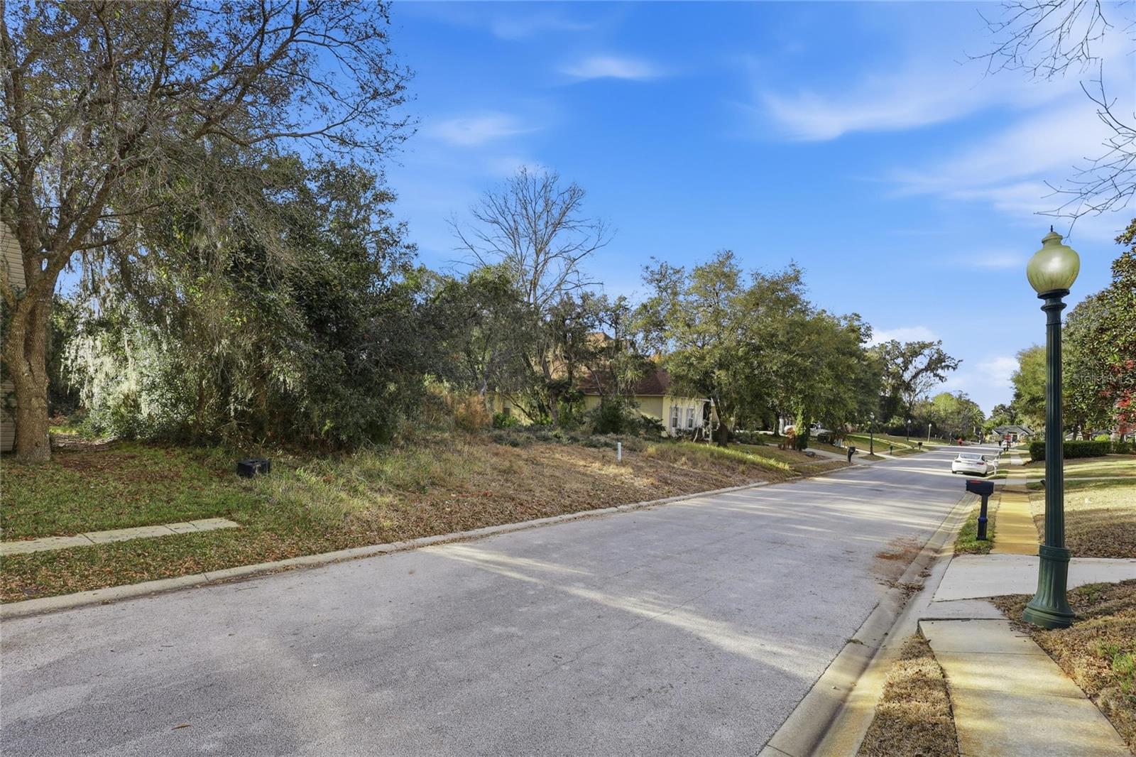 Image 6 of 10 For 7 Saint Charles Place