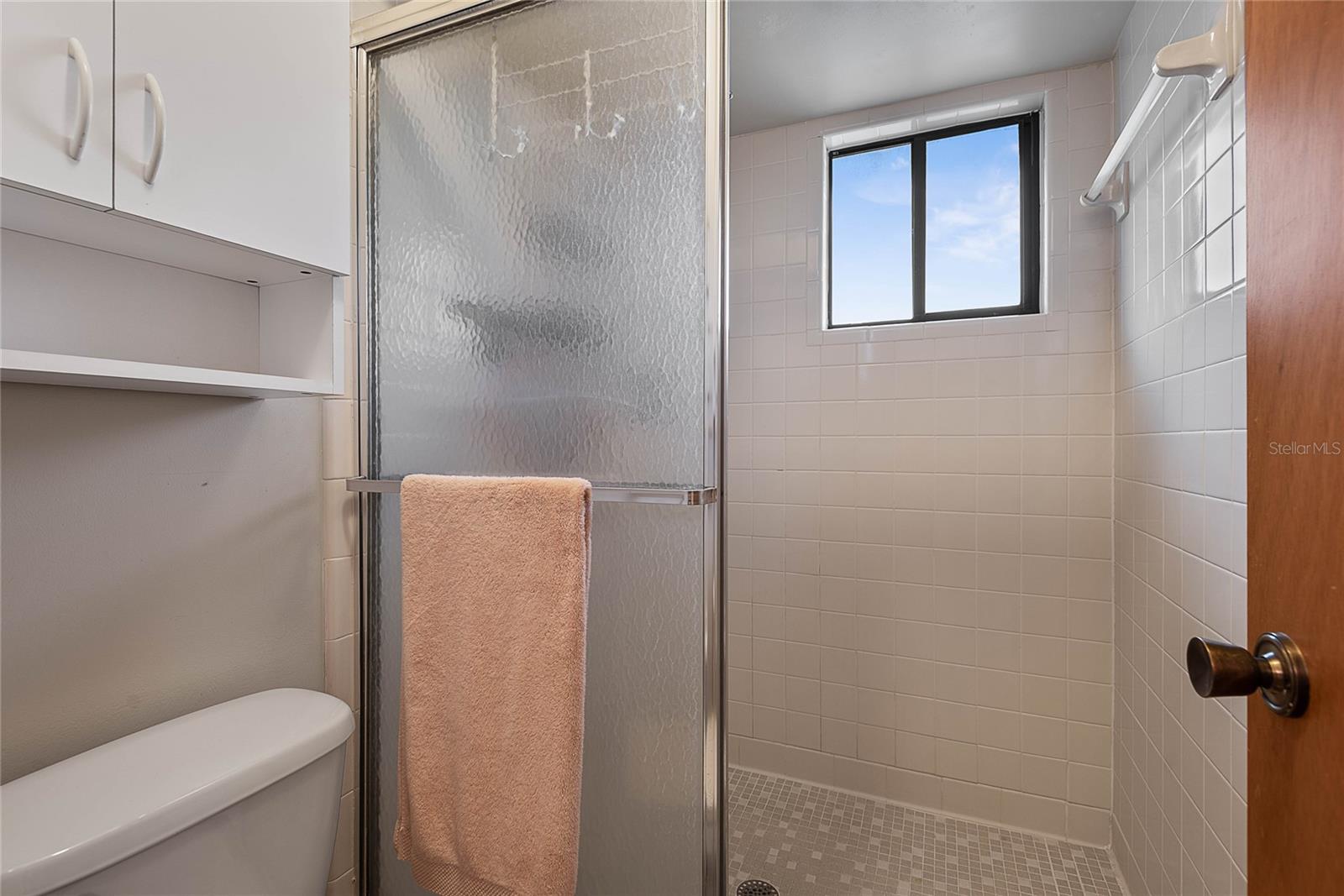 Image 21 of 25 For 12 Greenbriar Court