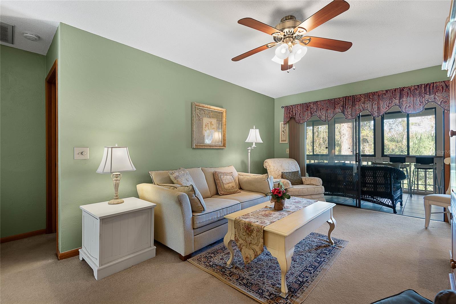 Image 8 of 25 For 12 Greenbriar Court