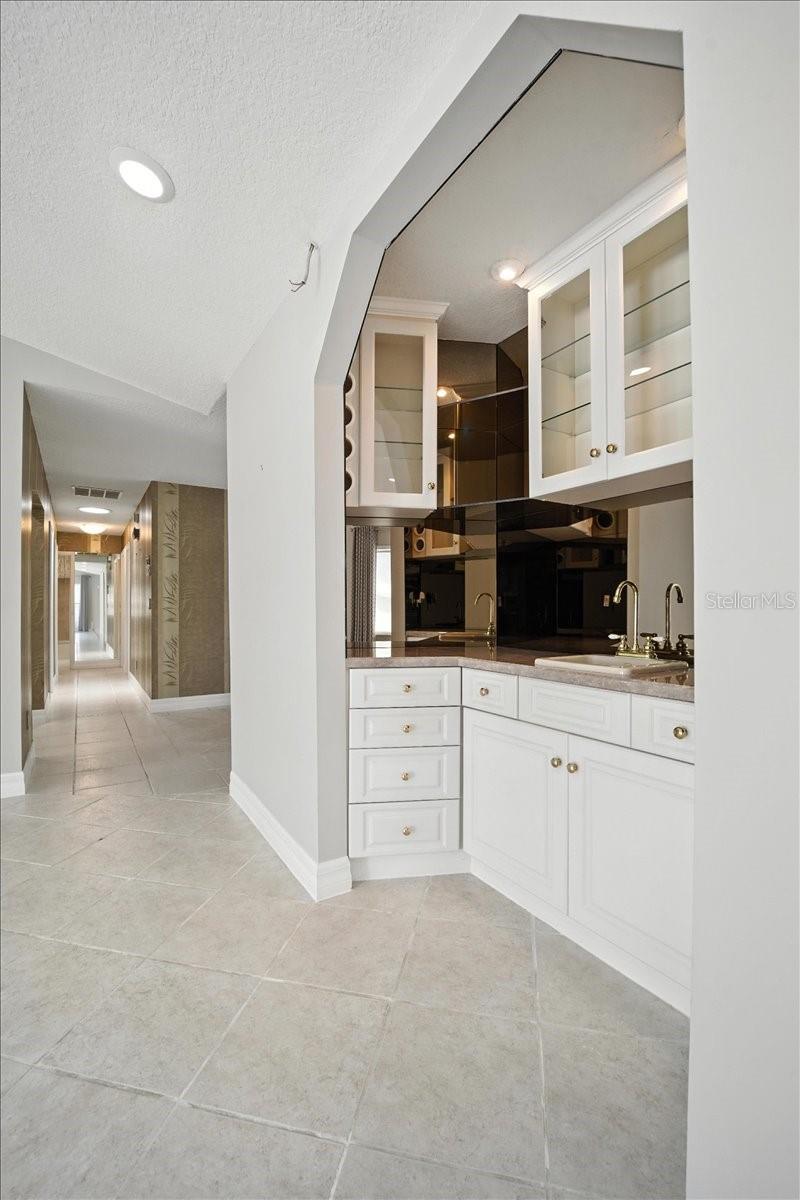 Image 17 of 69 For 13 Cottagegate Court