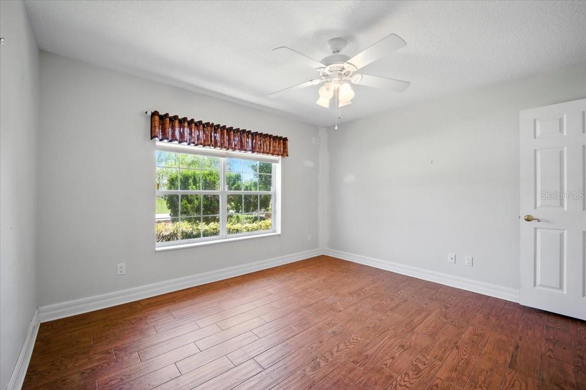 Image 31 of 69 For 13 Cottagegate Court