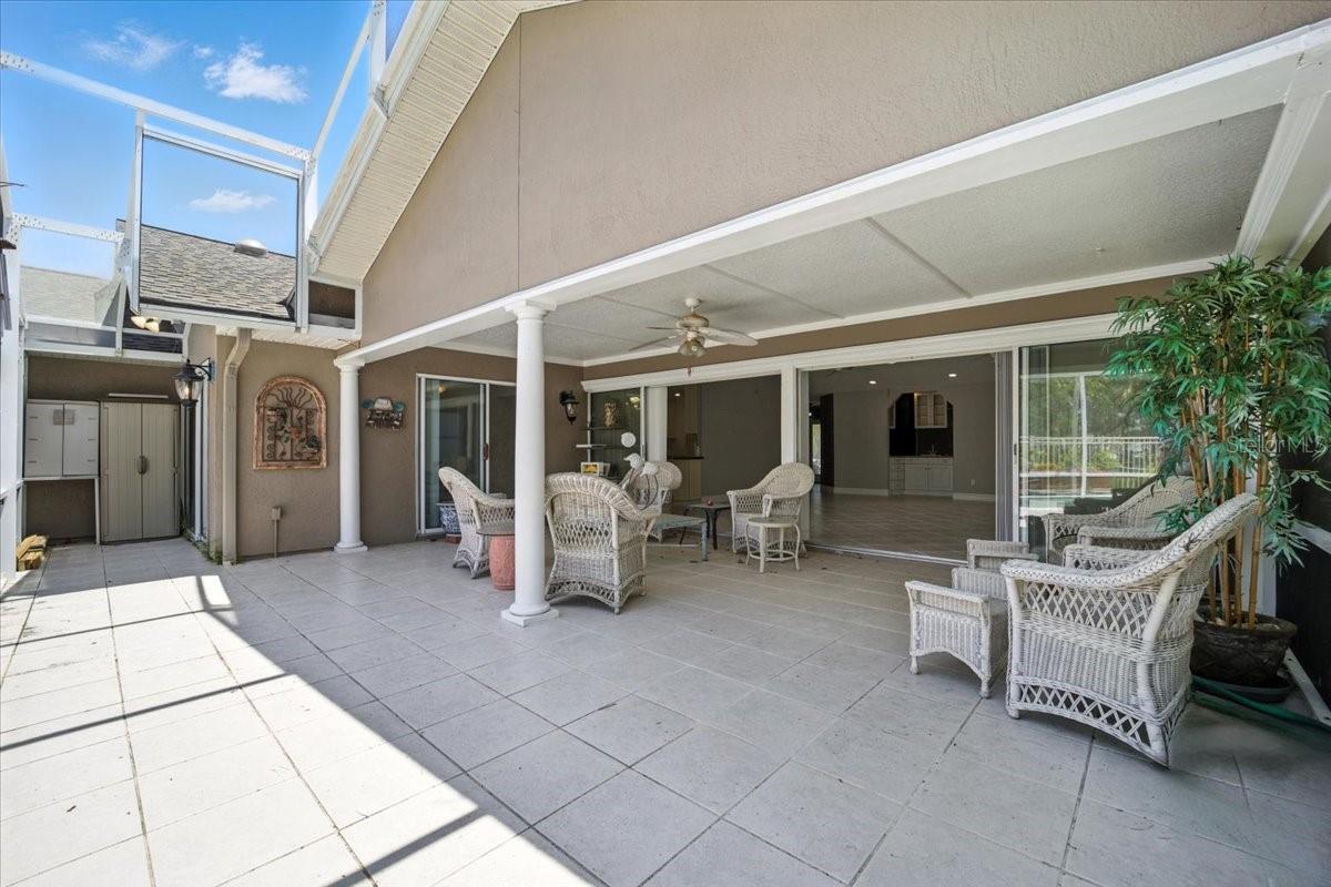 Image 43 of 69 For 13 Cottagegate Court