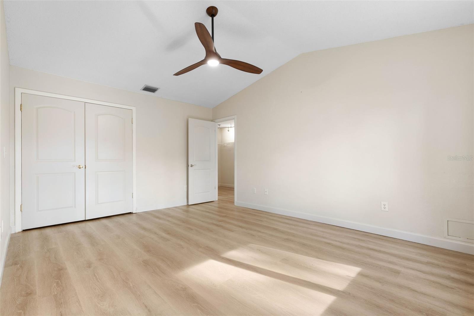 Image 29 of 89 For 322 Wellington Drive