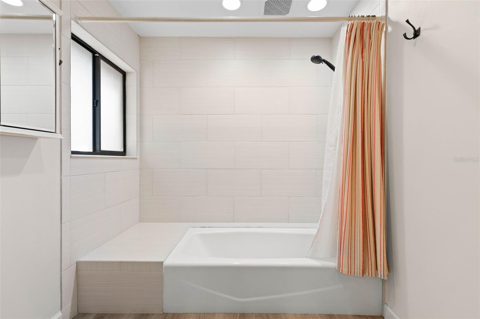 Image 33 of 89 For 322 Wellington Drive