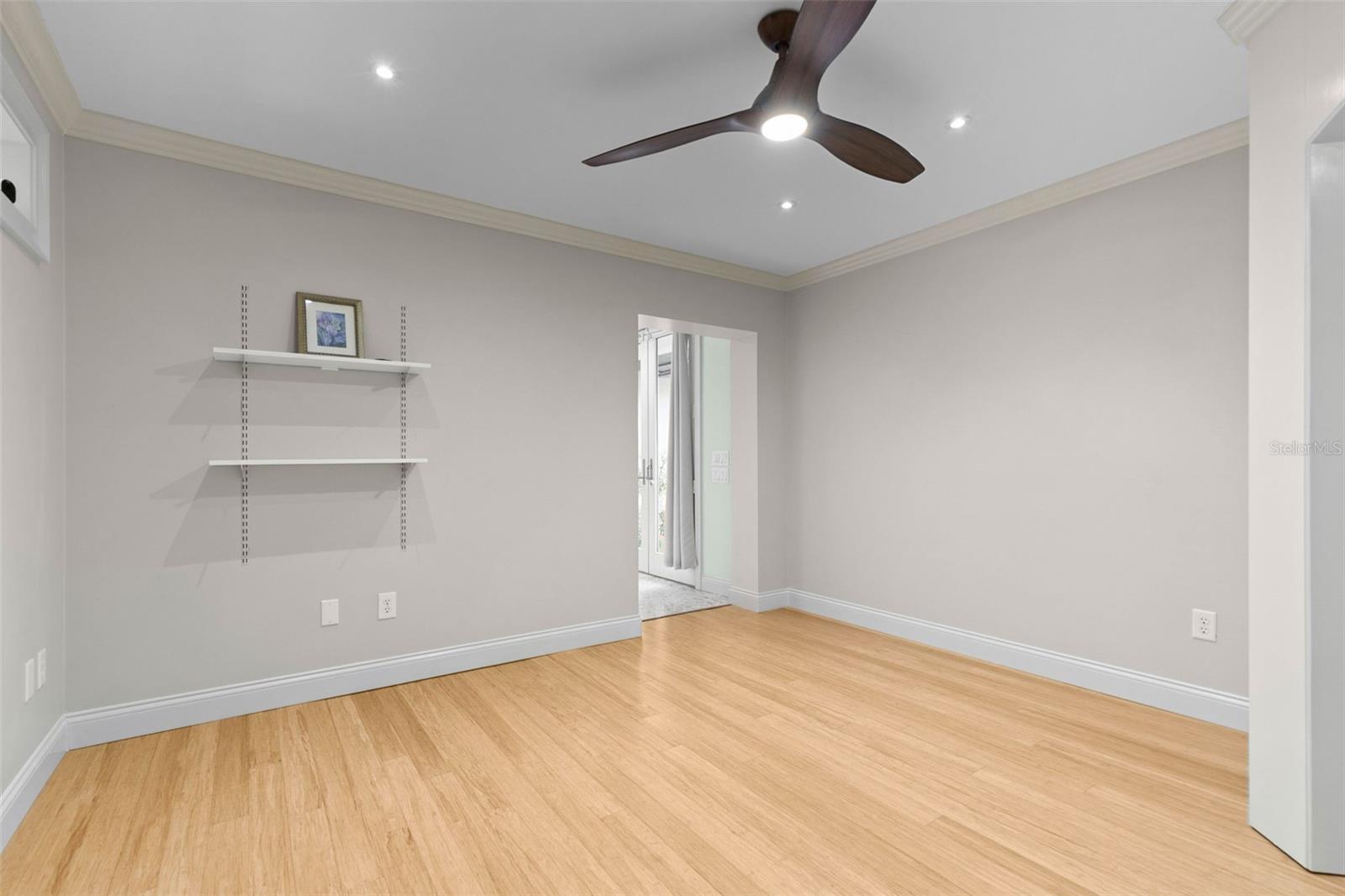 Image 40 of 89 For 322 Wellington Drive