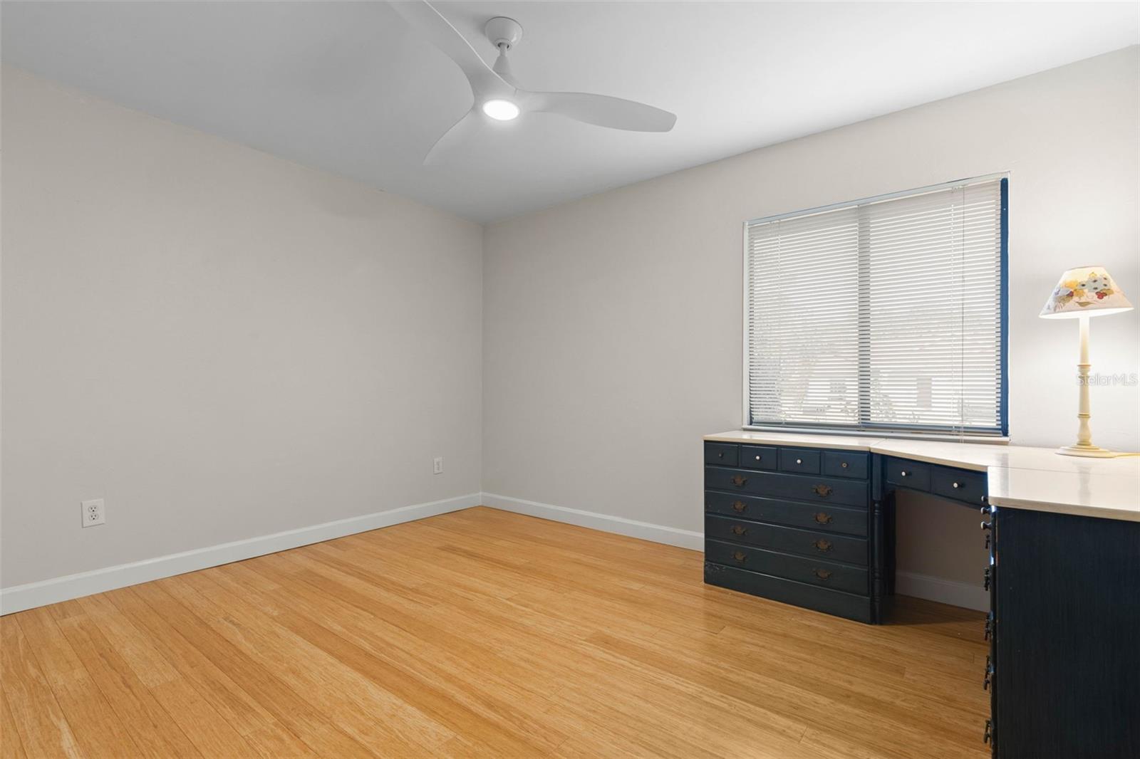 Image 42 of 89 For 322 Wellington Drive