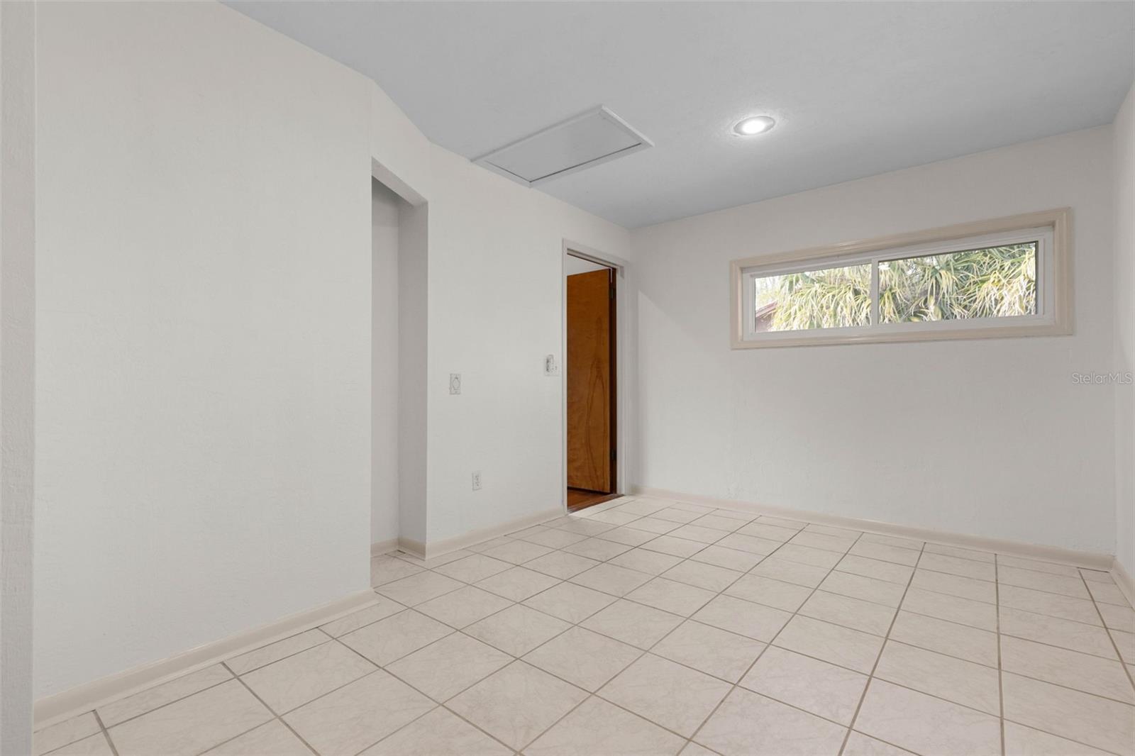 Image 50 of 89 For 322 Wellington Drive