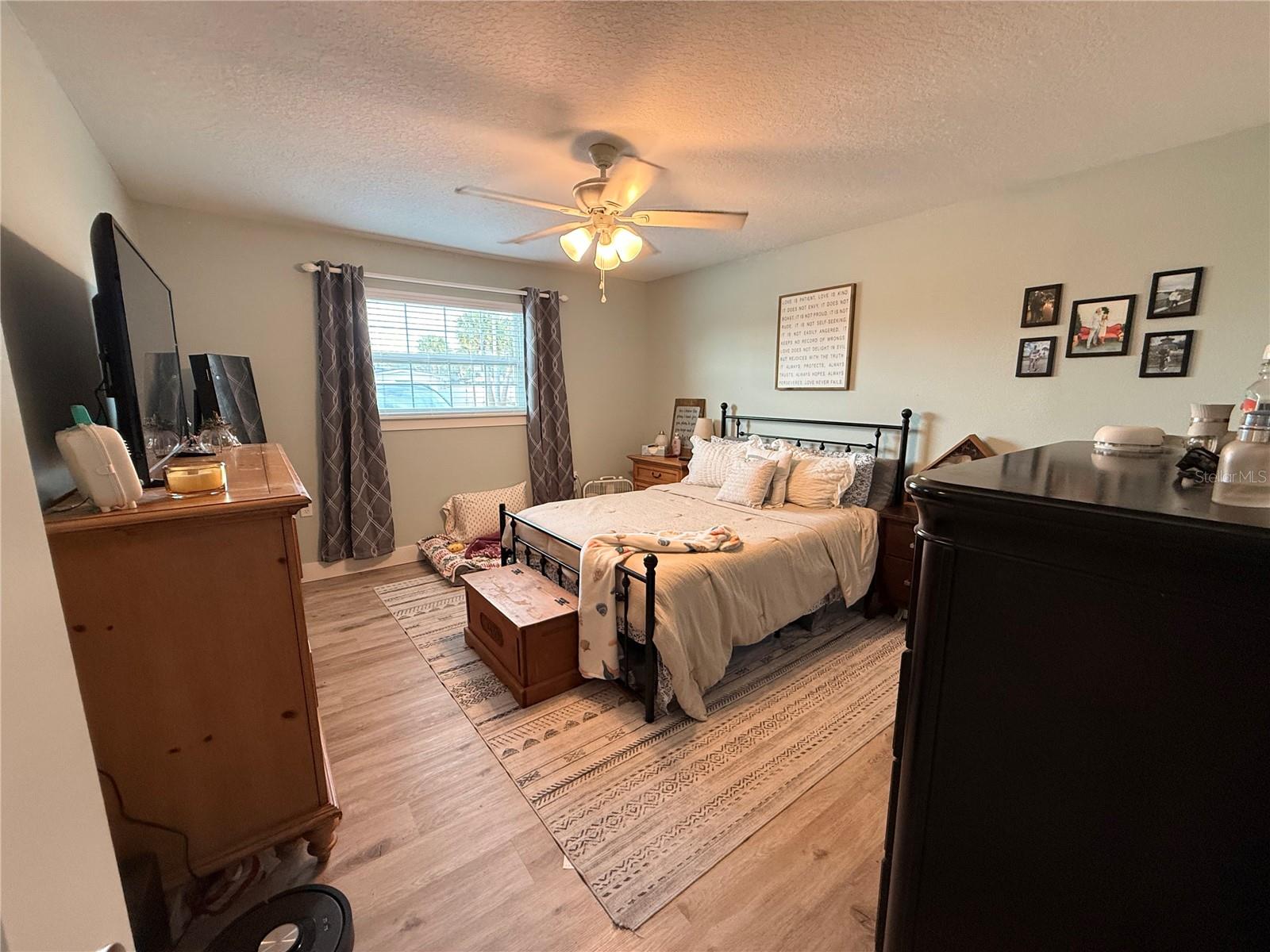 Image 17 of 21 For 360 Palm Circle