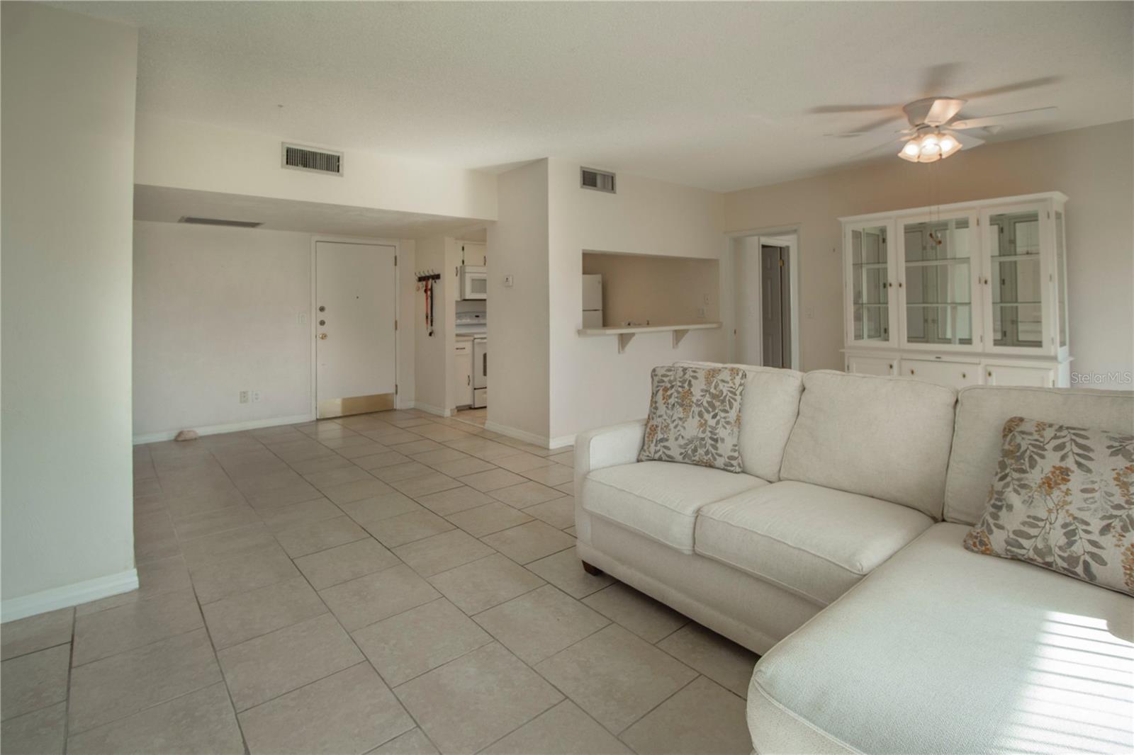 Image 4 of 19 For 3600 Ocean Shore Boulevard 115