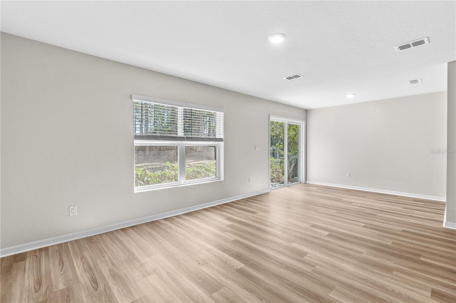 Image 13 of 39 For 2 Union Court