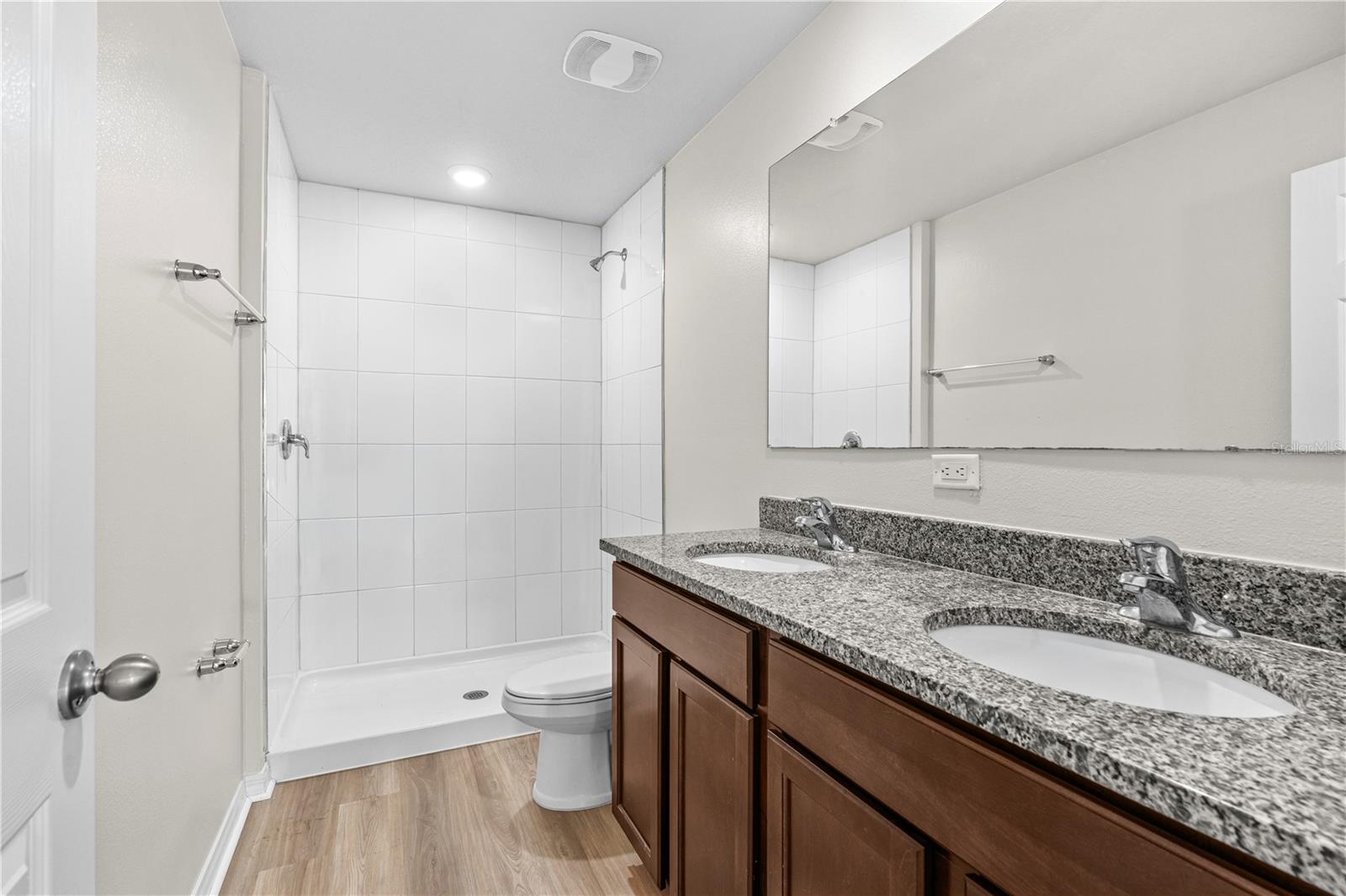 Image 29 of 39 For 2 Union Court