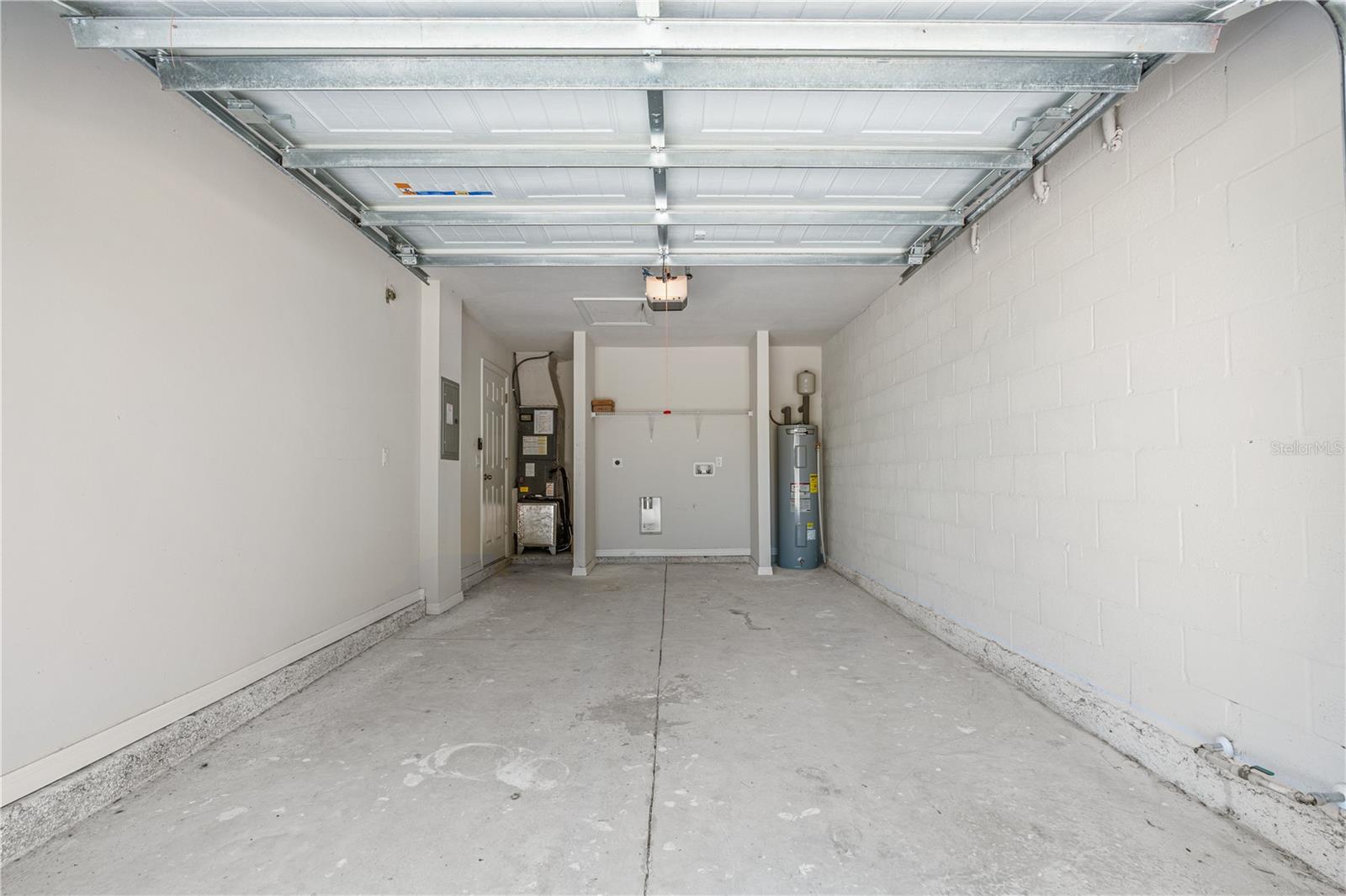 Image 33 of 39 For 2 Union Court