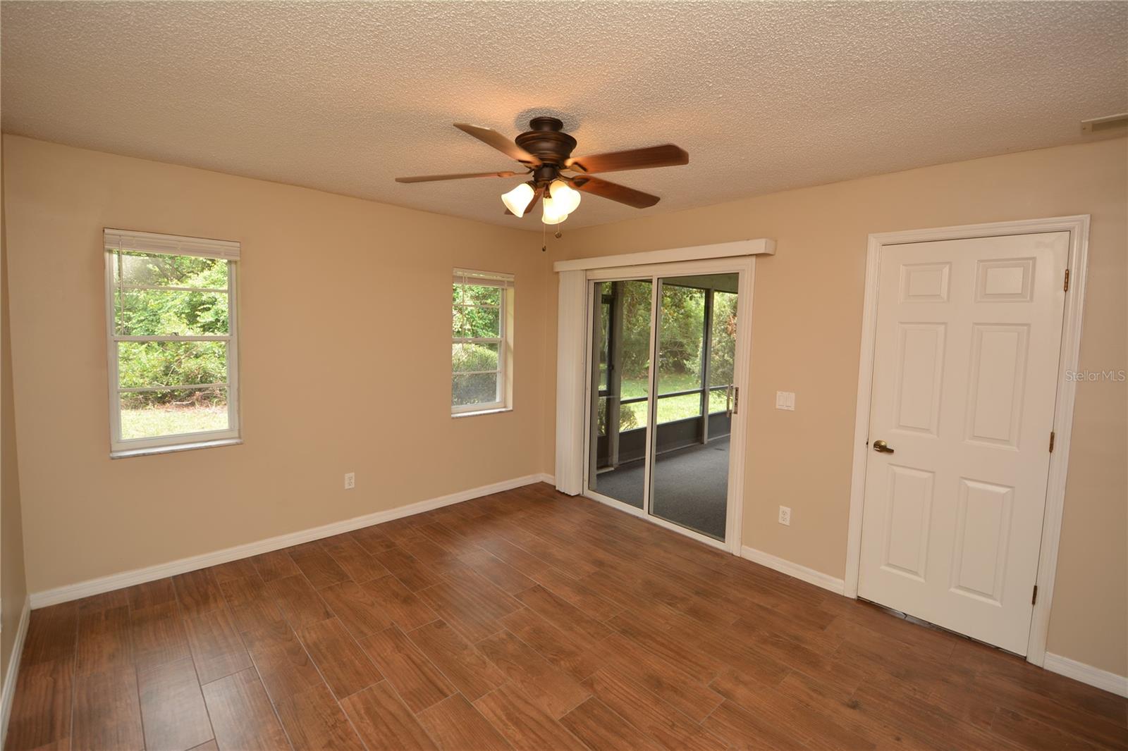 Image 20 of 34 For 30 Farmsworth Drive B