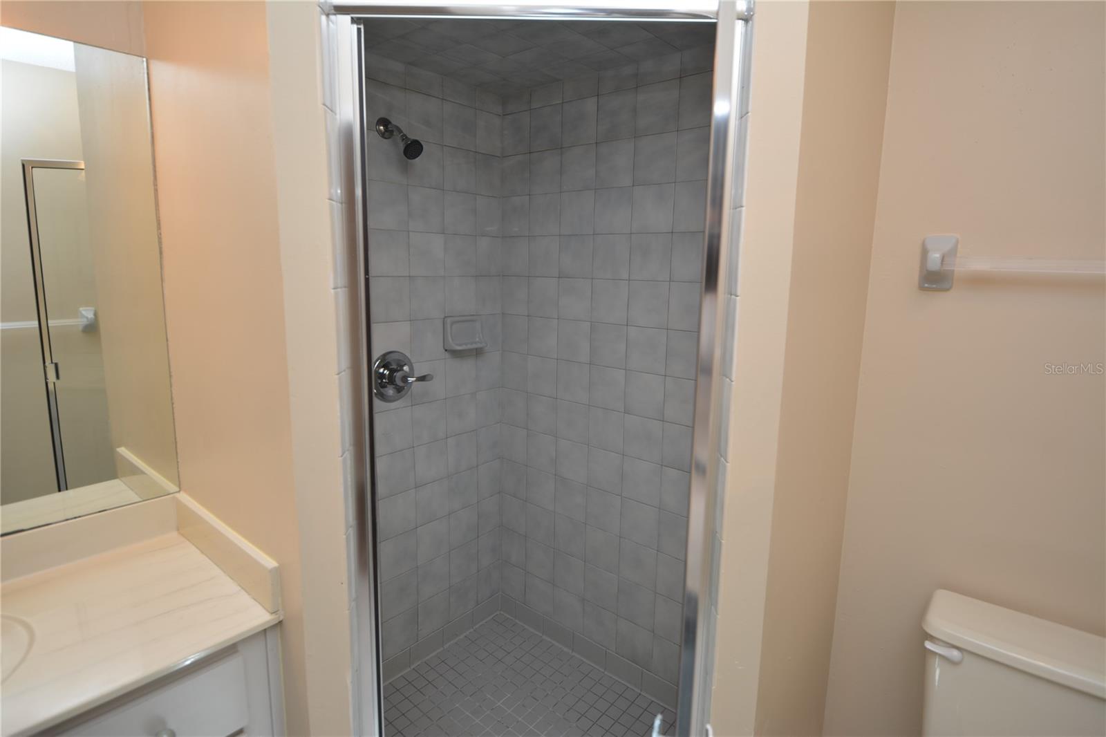 Image 23 of 34 For 30 Farmsworth Drive B