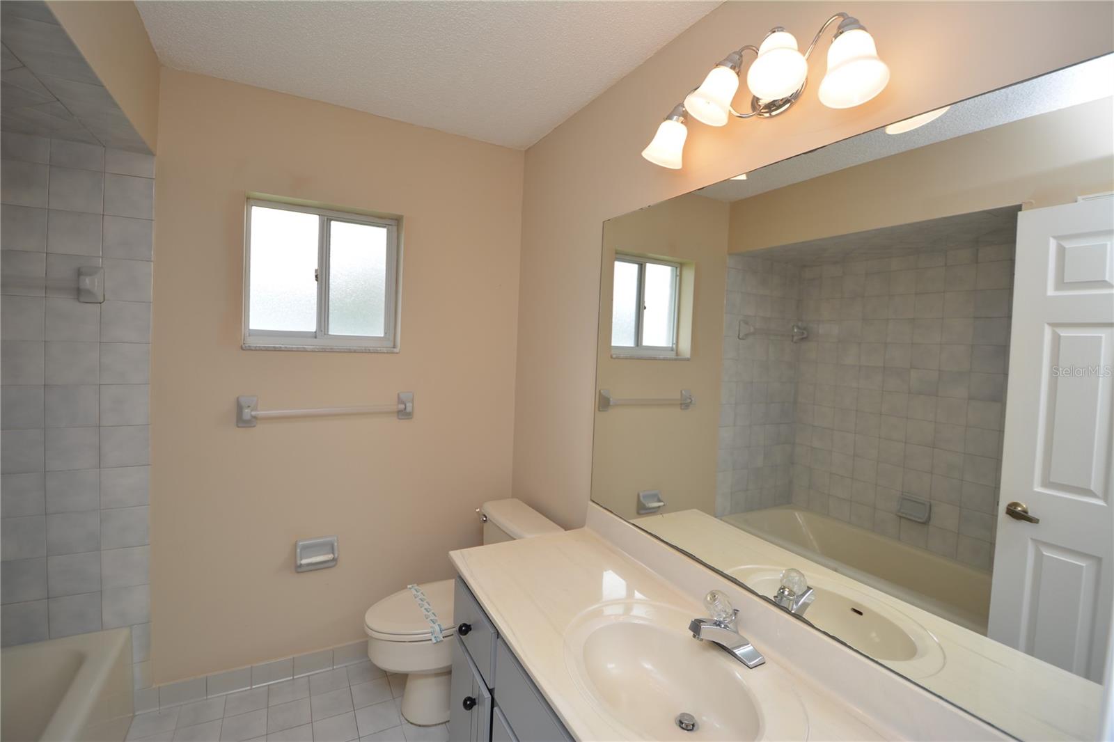 Image 26 of 34 For 30 Farmsworth Drive B