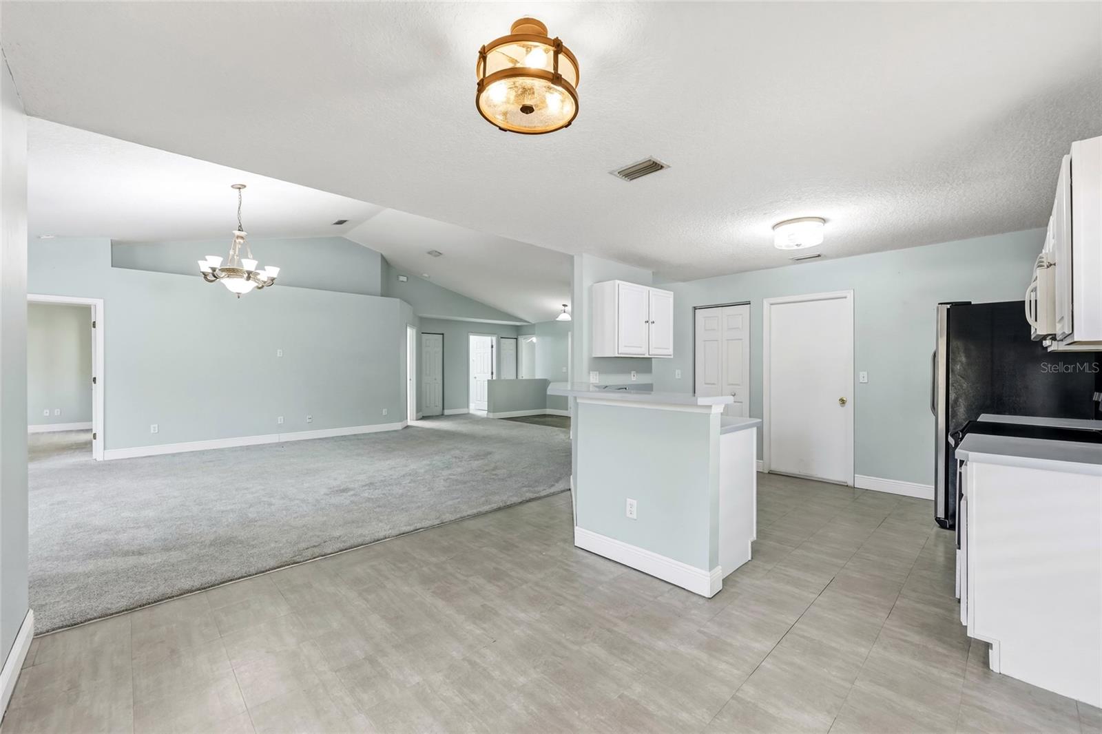 Image 14 of 42 For 109 Marsh Island Circle