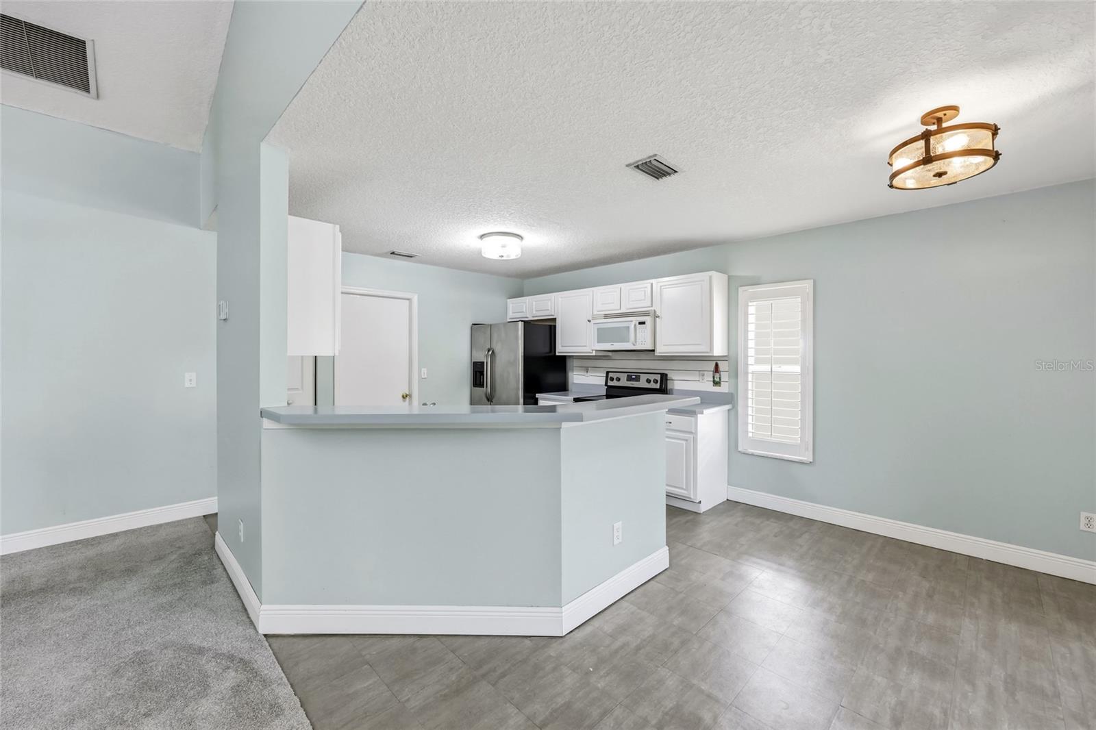 Image 15 of 42 For 109 Marsh Island Circle