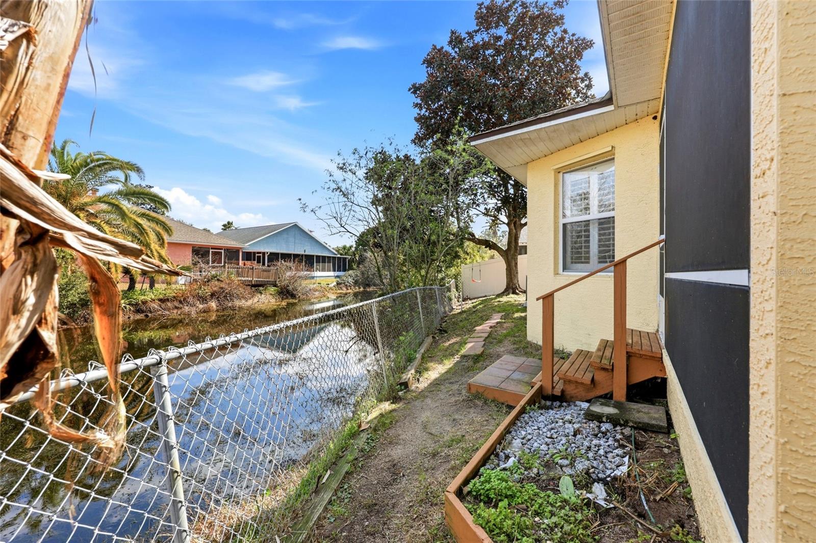 Image 35 of 42 For 109 Marsh Island Circle