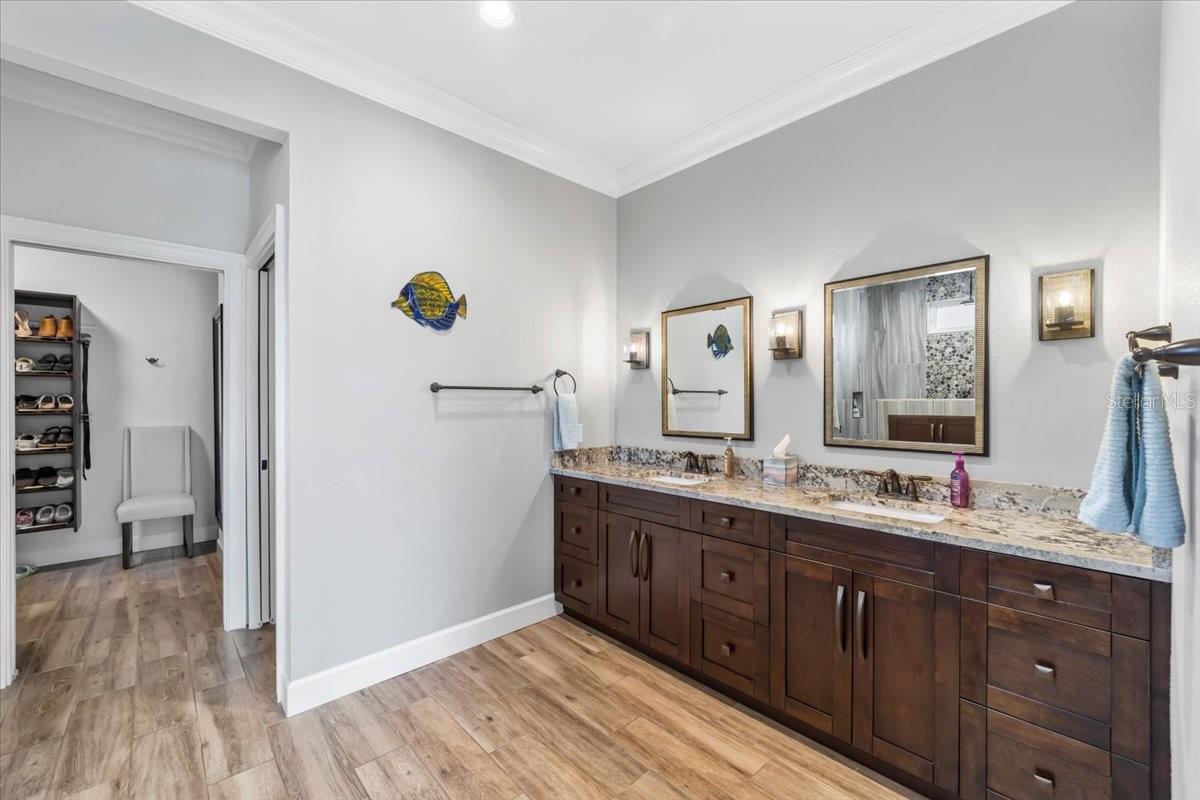 Image 19 of 54 For 84 Lancelot Drive