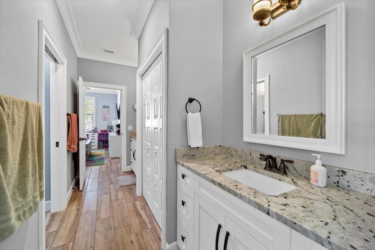 Image 27 of 54 For 84 Lancelot Drive