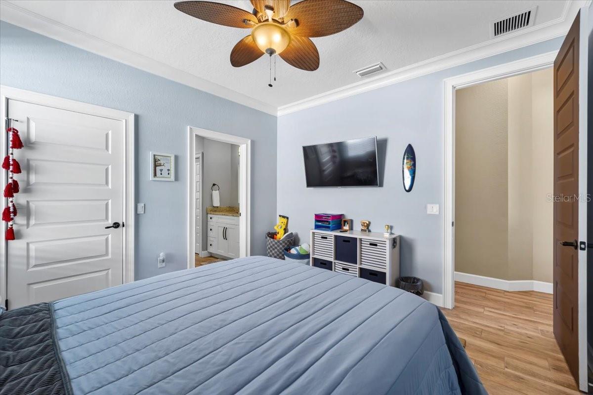 Image 30 of 54 For 84 Lancelot Drive