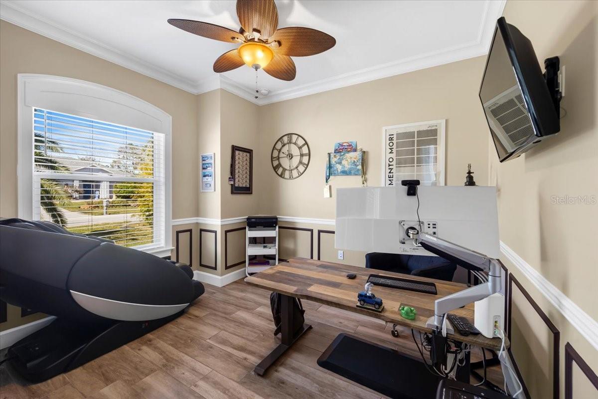 Image 33 of 54 For 84 Lancelot Drive