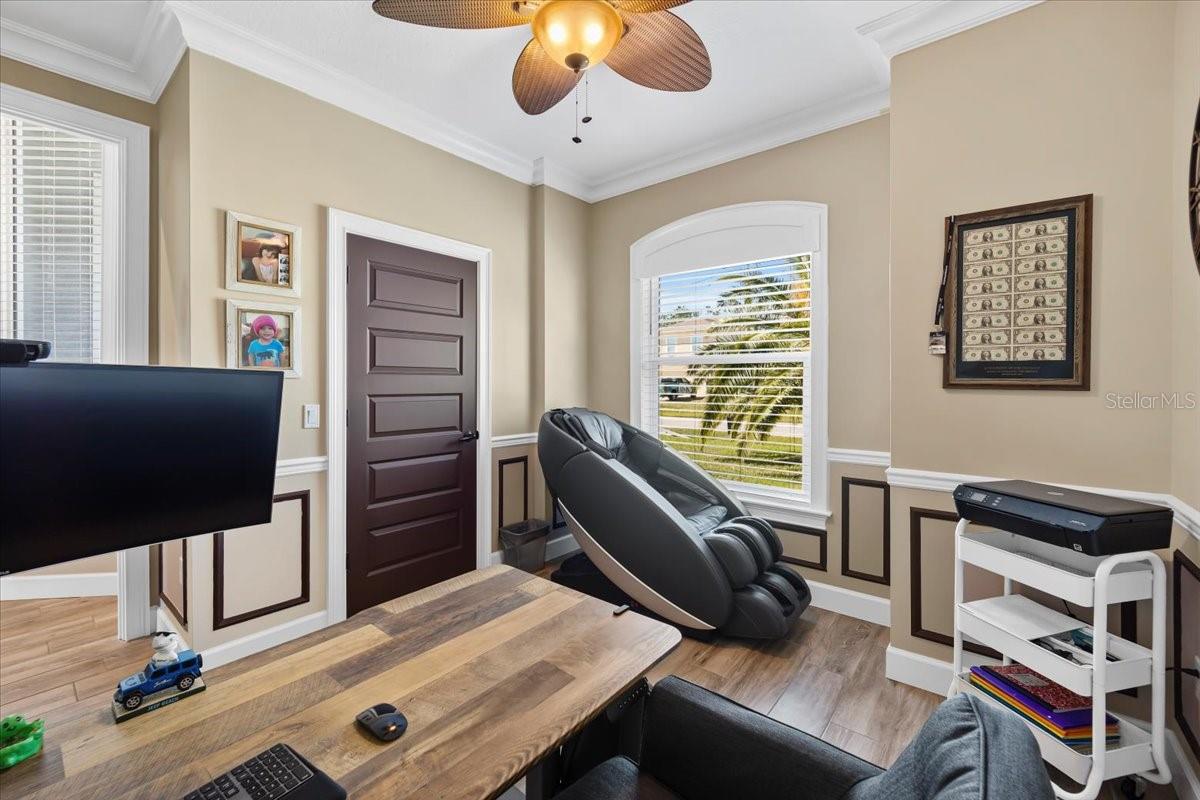 Image 35 of 54 For 84 Lancelot Drive